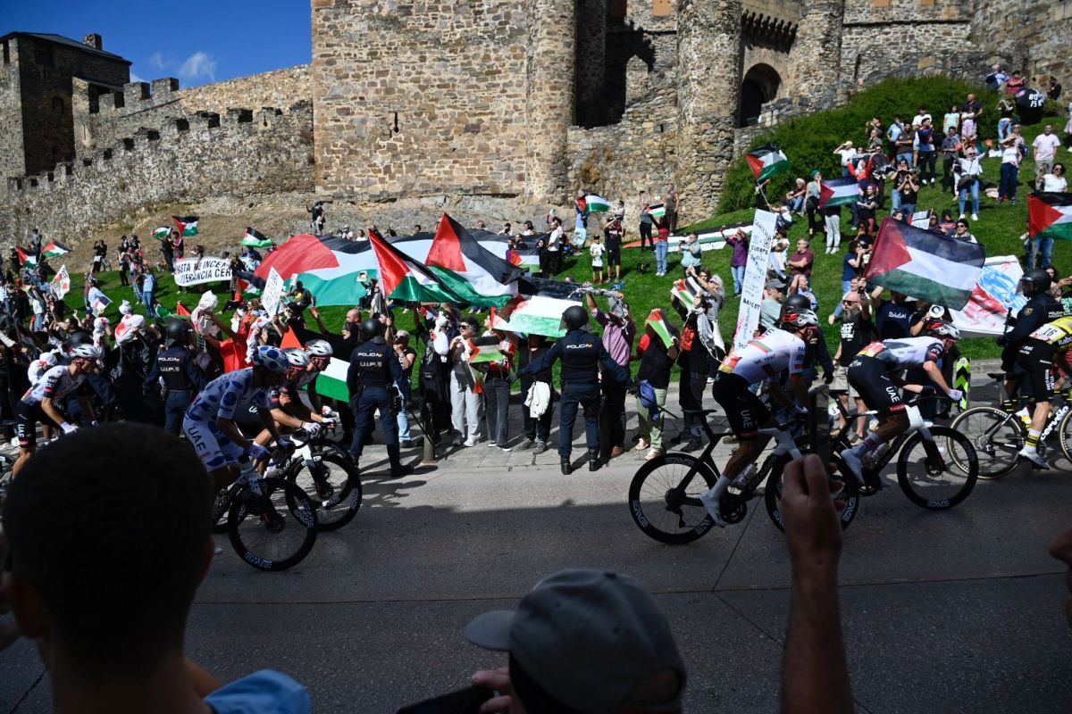 Vuelta a España Ponferrada (13)