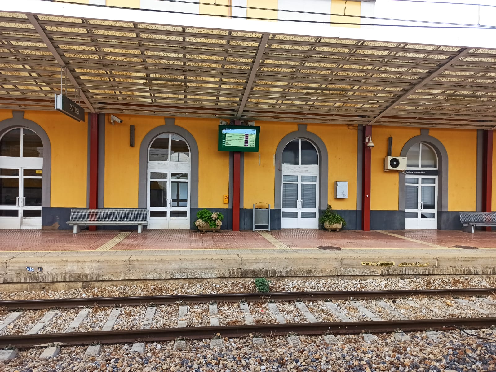 Vista de las mejoras realizadas en la estación de tren de Astorga. | L.N.C.