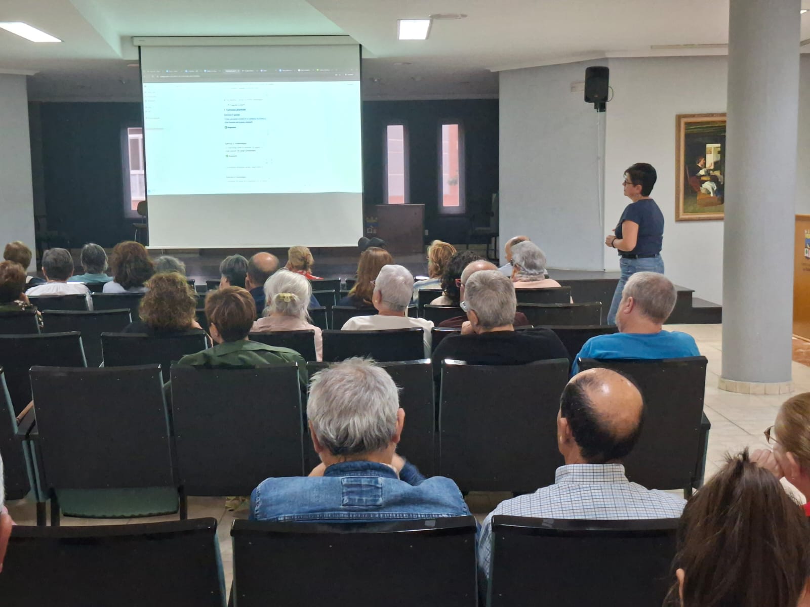 Un instante del taller de Inteligencia Artificial celebrado en La Bañeza. | L.N.C.