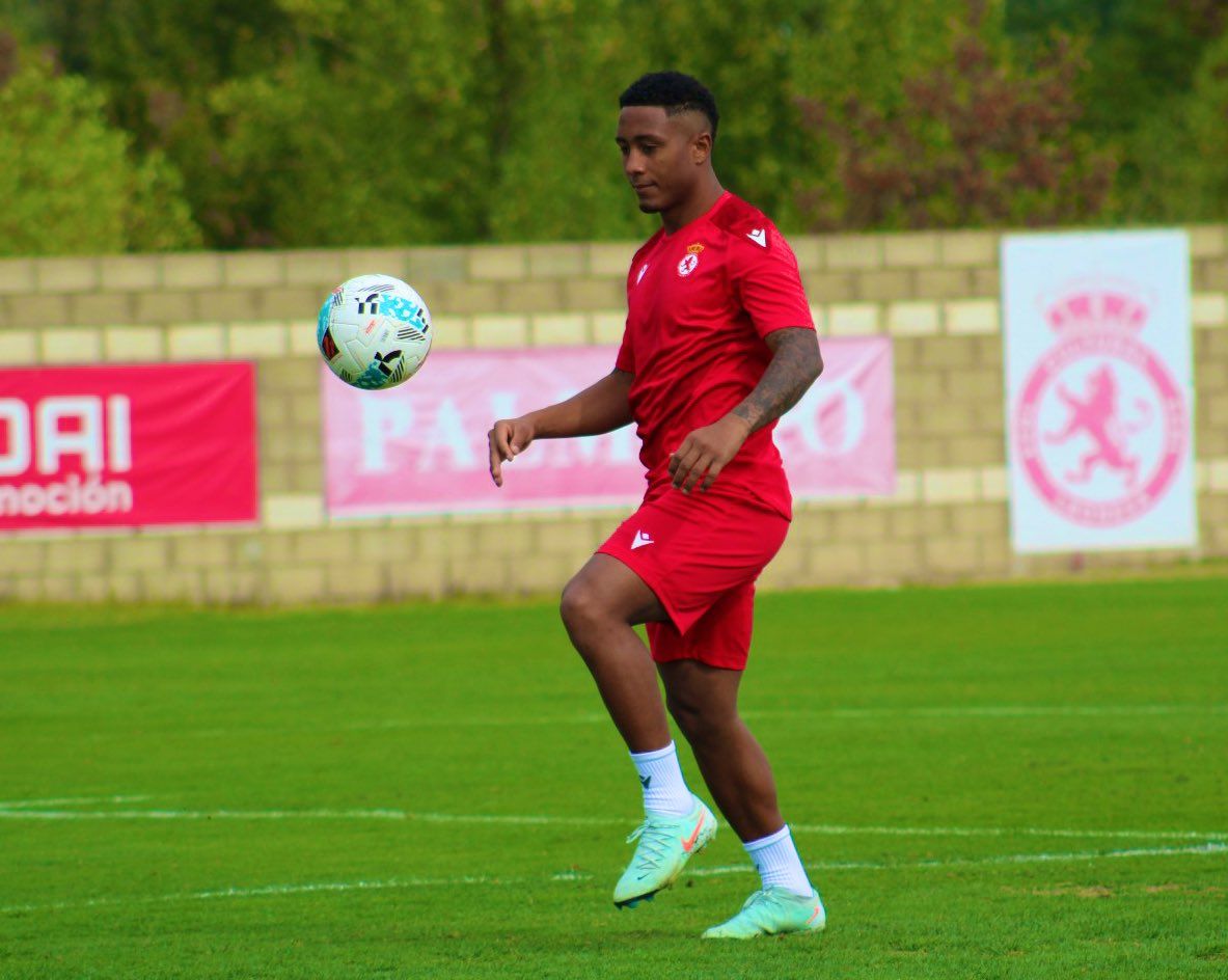 Lucas Ribeiro ya entrenó con la Cultural este viernes. CULTURAL