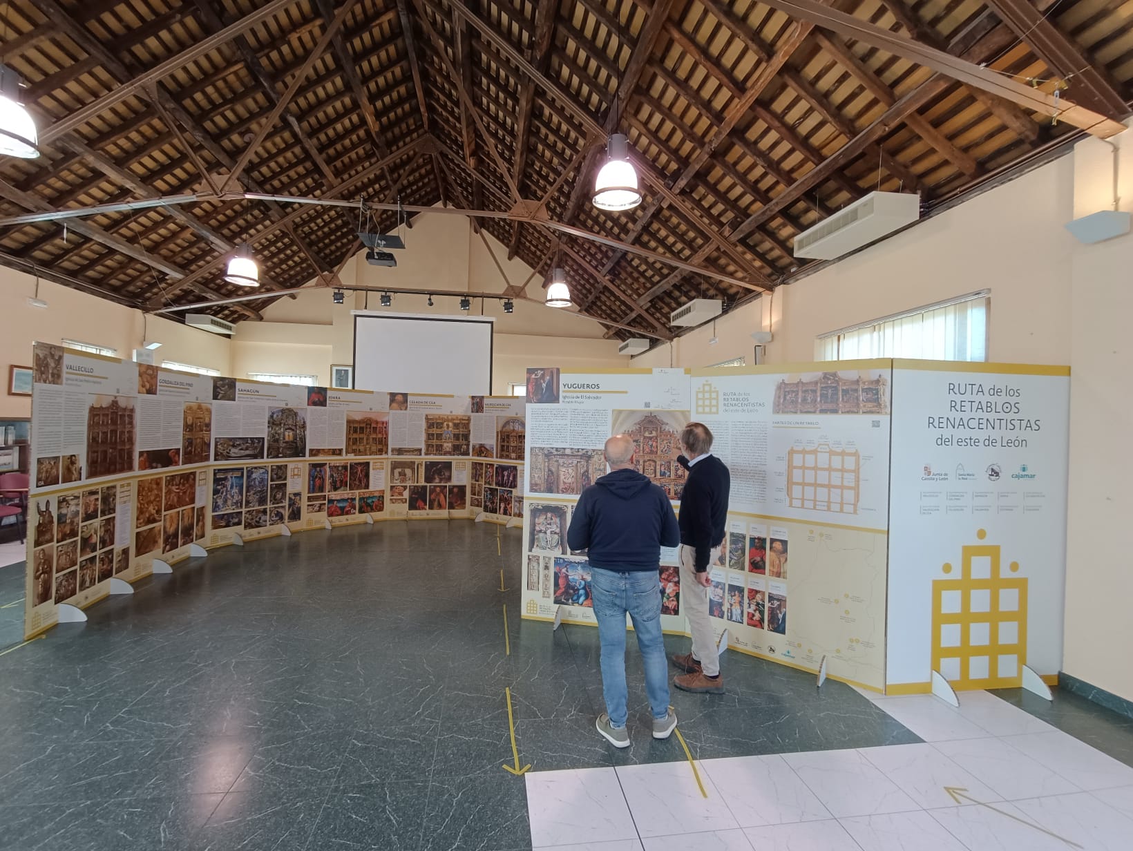 Una imagen de la exposición 'Ruta de los Retablos Renacentistas del este de León' ubicada en La Ercina. | L.N.C.