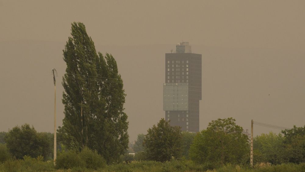 Ponferrada, cubierta de humo hace un mes durante los fuegos. | CÉSAR HORNIJA (ICAL) Ponferrada, cubierta de humo hace un mes durante los fuegos. | CÉSAR HORNIJA (ICAL)