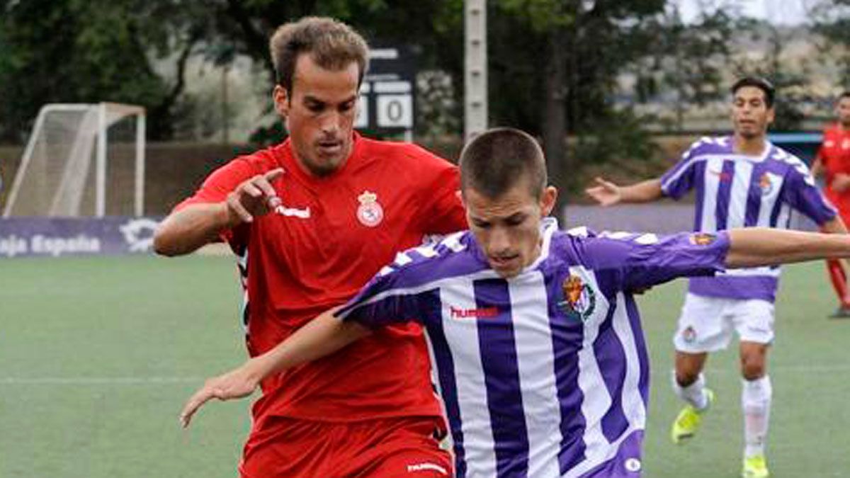 Toni, ante Matador en el primer partido de la pasada temporada. | EL NORTE