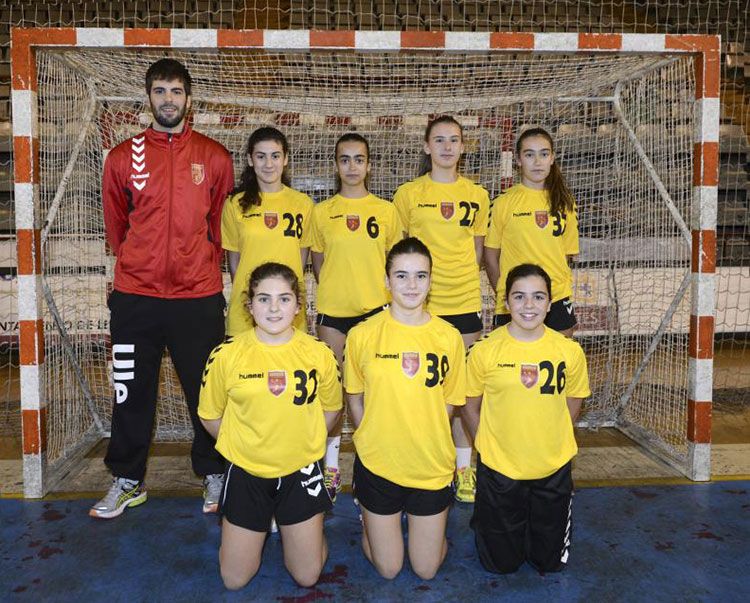 Equipo Infantil Equipo Infantil