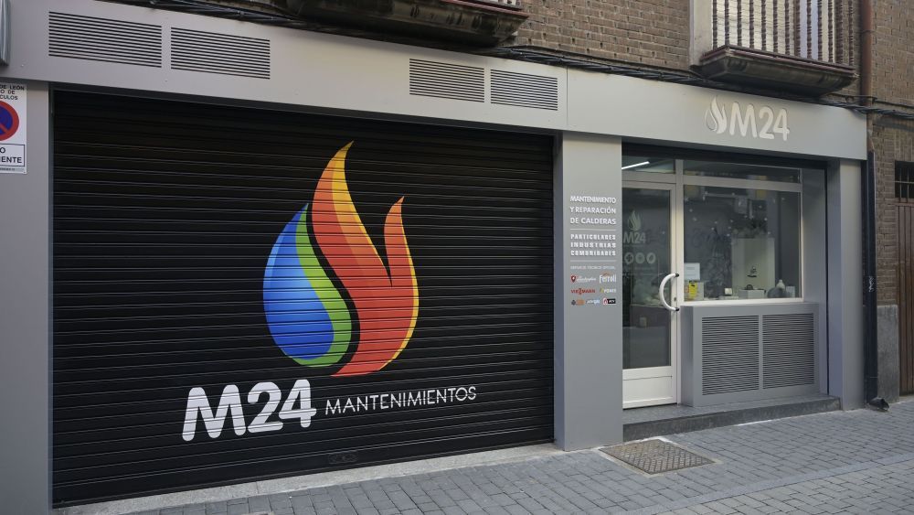 Un experto a nuestro lado los 365 días del año  M24 Mantenimientos.  | JESUS F SALVADORES