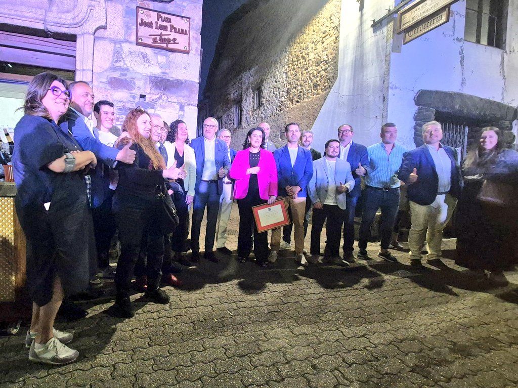 José Luis Prada, Hijo Predilecto de Cacabelos. | CONSEJO COMARCAL