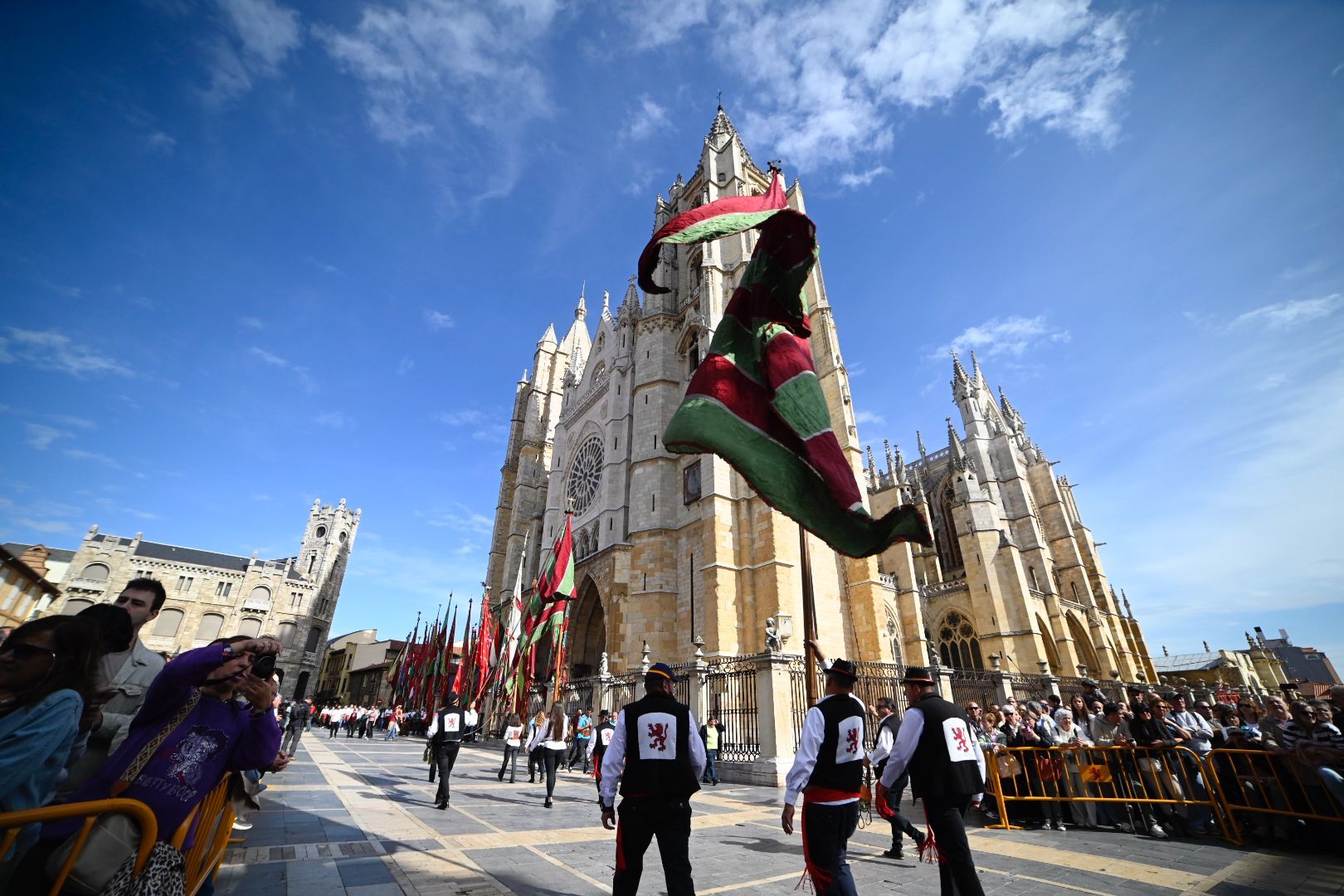 Desfile de los pendones
