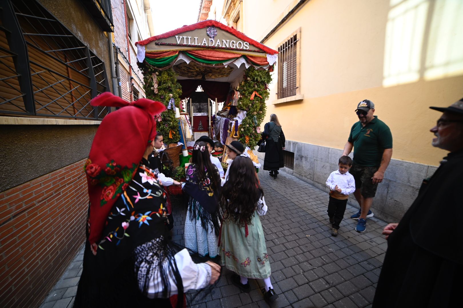 El desfile y concurso de carros engalanados