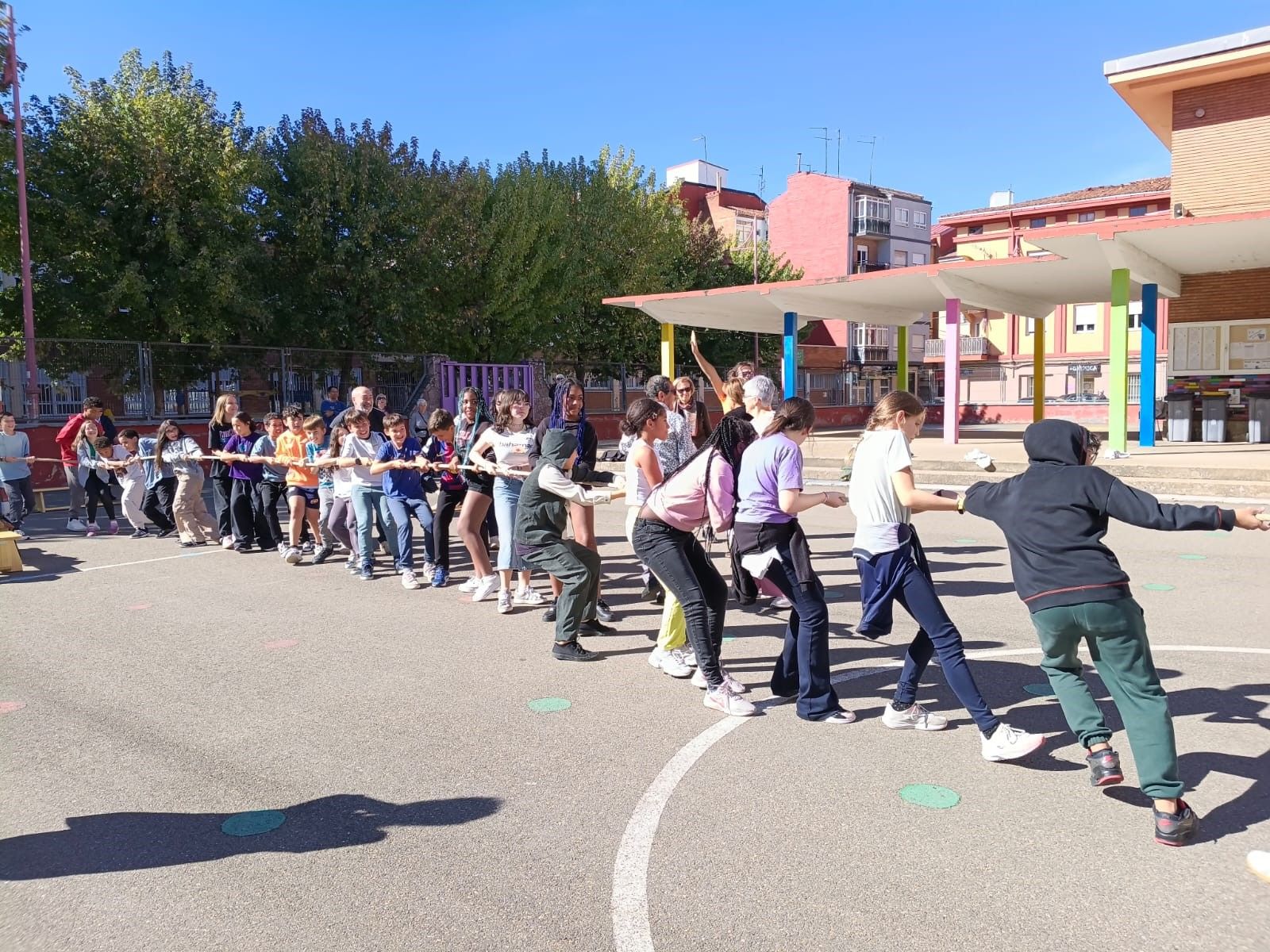 Celebración del Día Mundial de las Personas Mayores en el colegio San Claudio de León. | L.N.C.