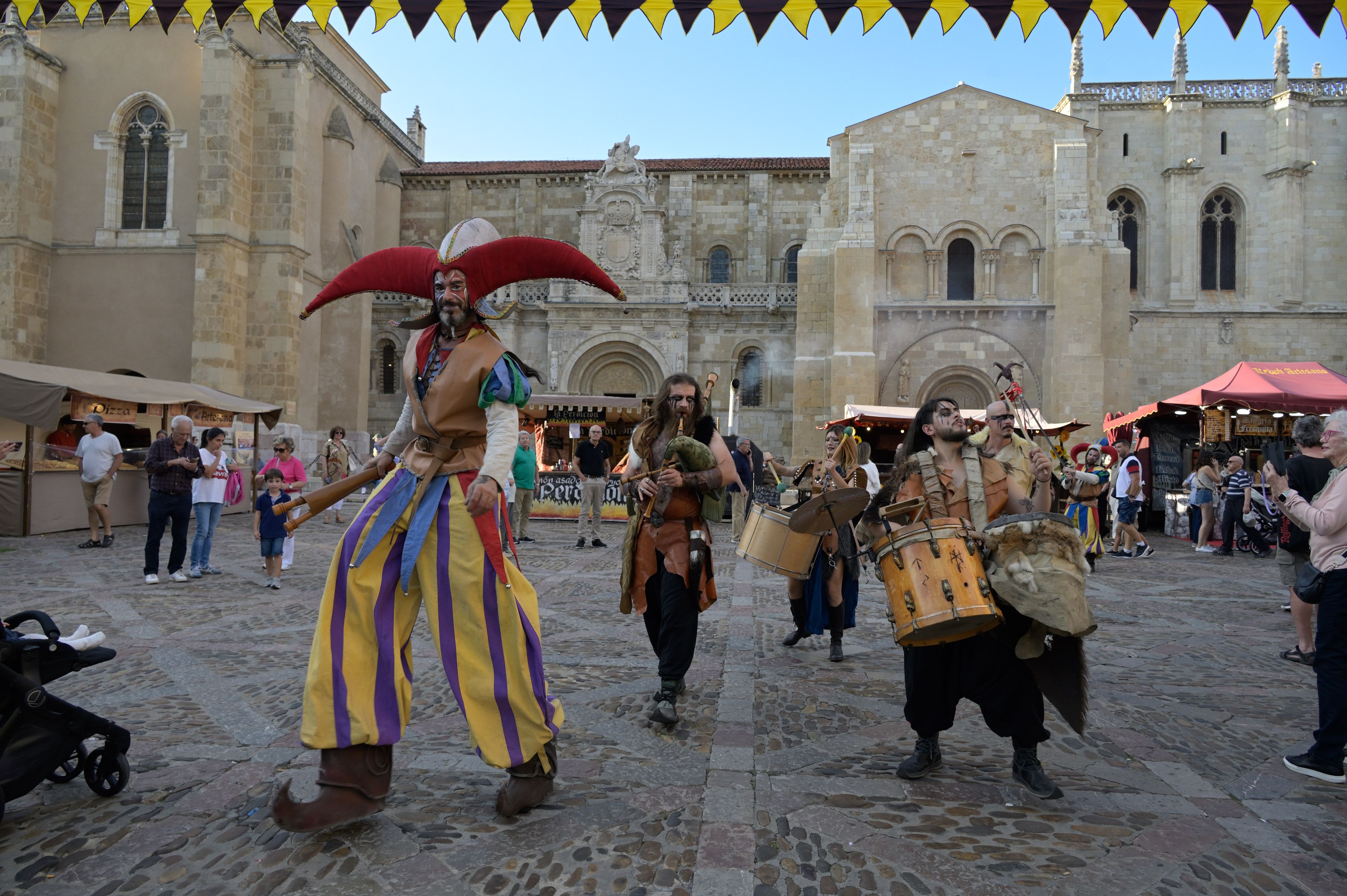 Imagen de archivo del mercado medieval de León. | MAURICIO PEÑA