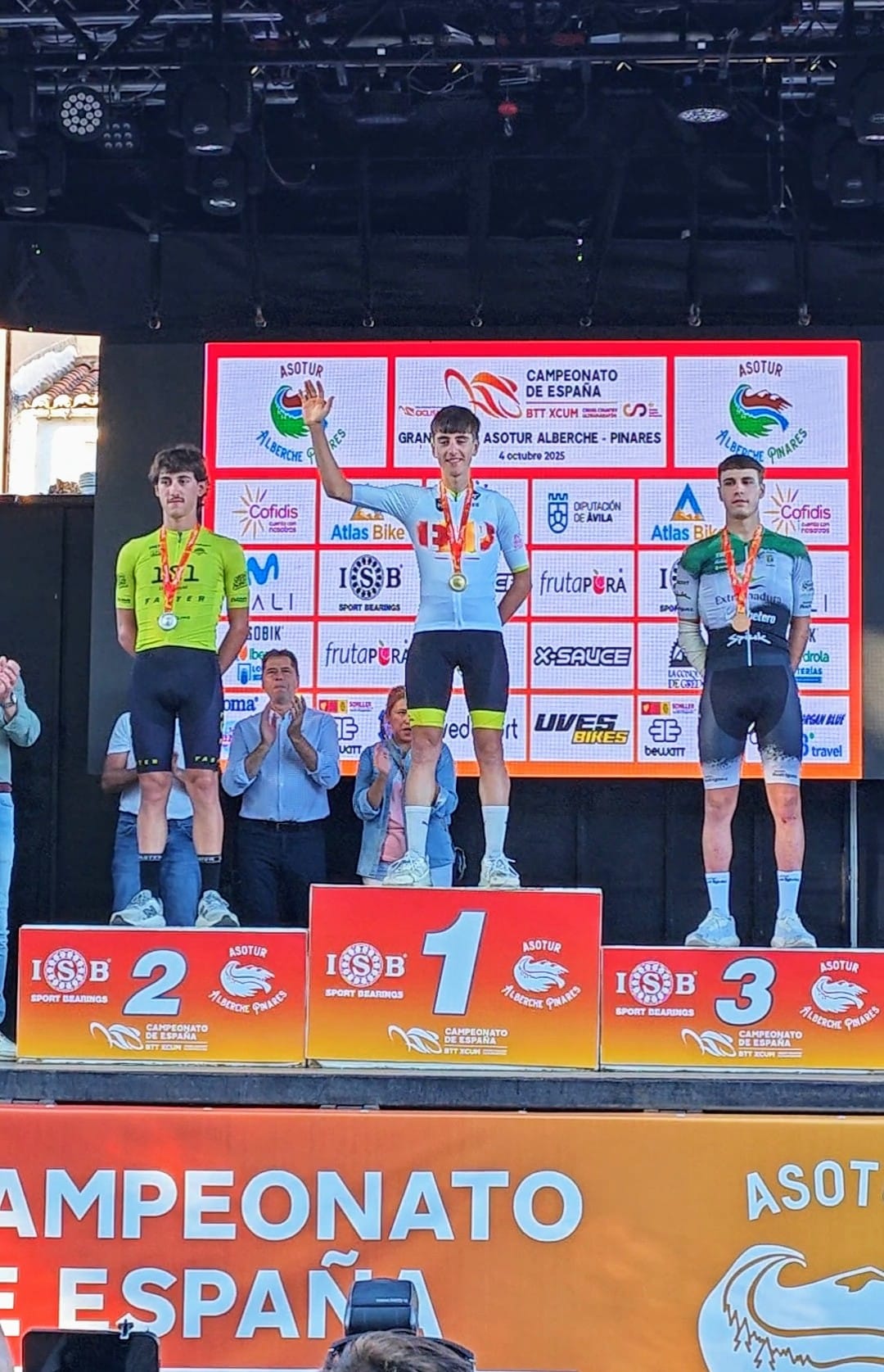 Javier González en el podio del Campeonato de España en Ávila. LNC