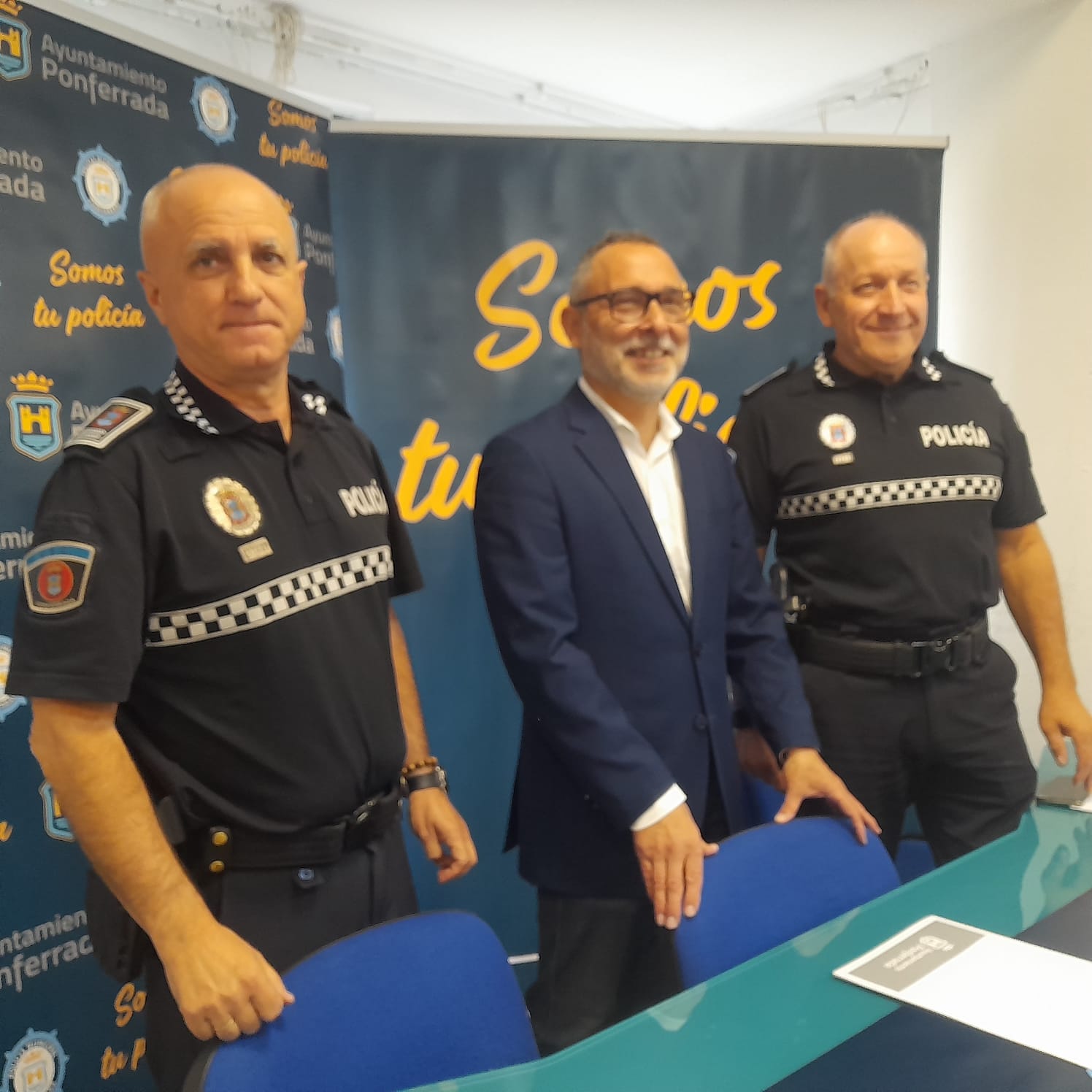 Intendente y concejal dando a conocer los datos de las campañas estivales. | MAR IGLESIAS