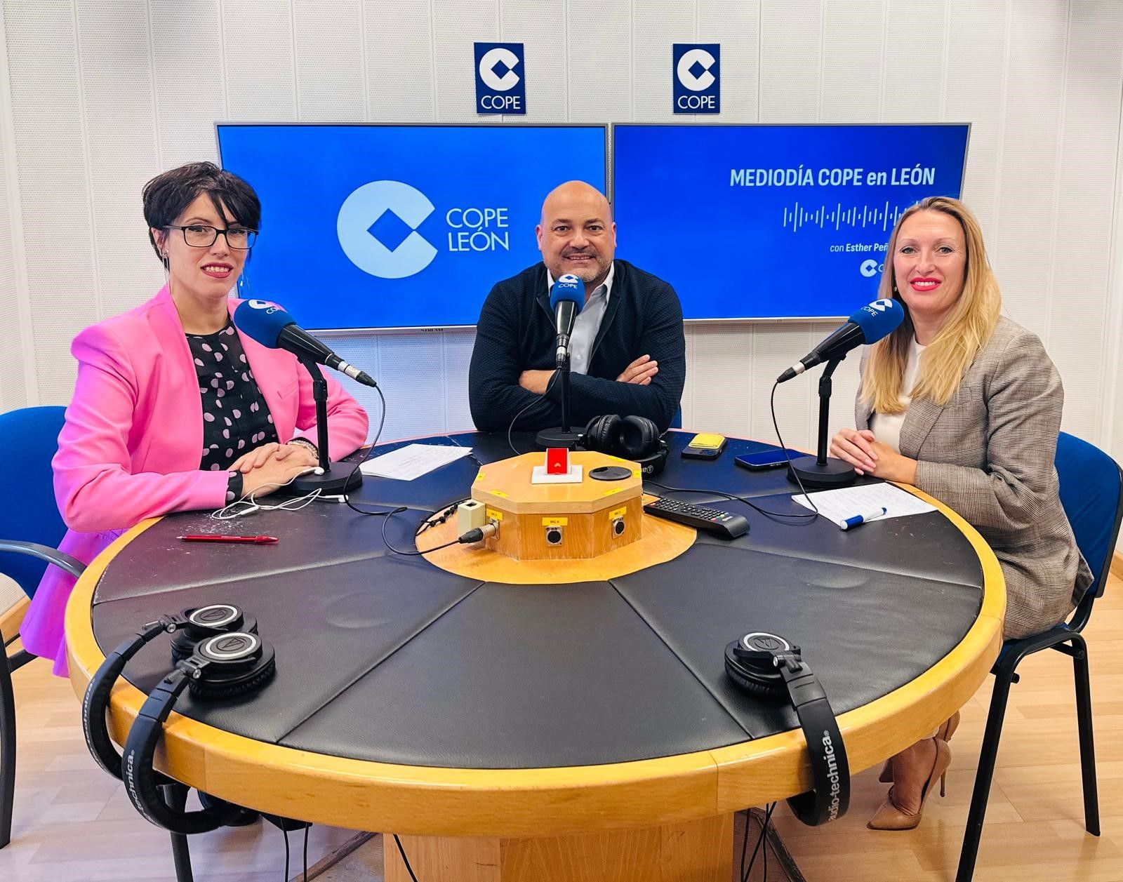 Raúl Orejas, durante el programa ‘Entre Nosotras’ de Cope León| L.N.C. Raúl Orejas, durante el programa ‘Entre Nosotras’ de Cope León| L.N.C.