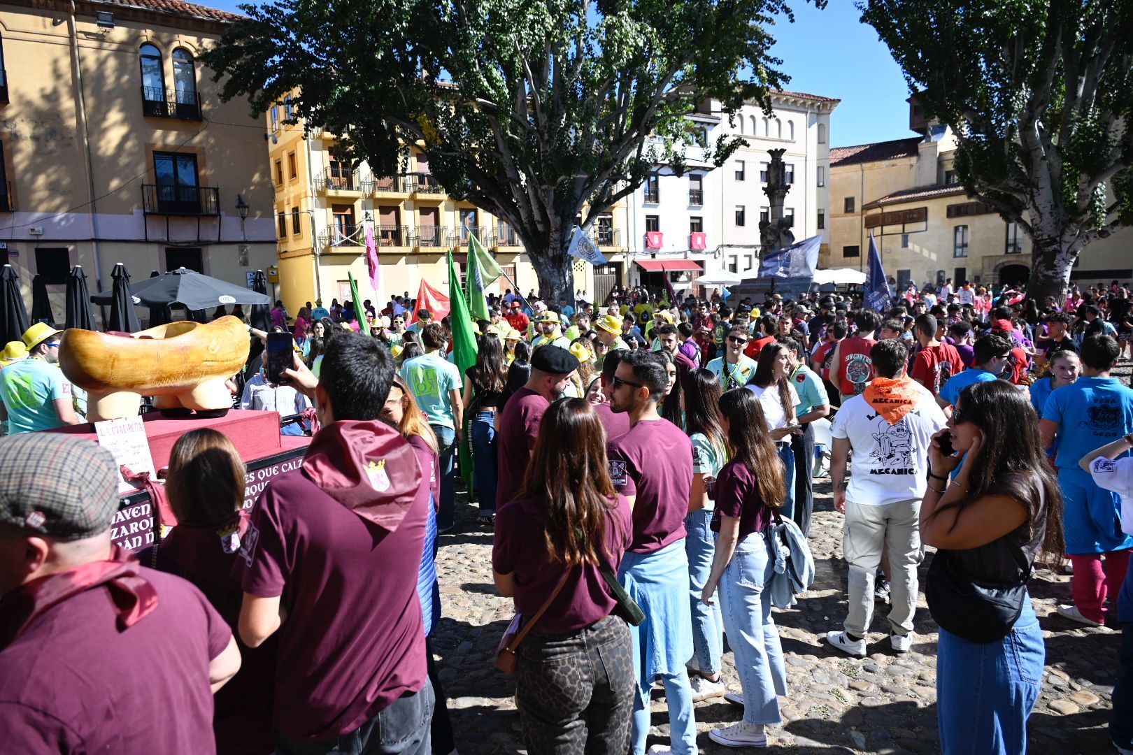 Celebración del Día de las Peñas en León. | SAÚL ARÉN