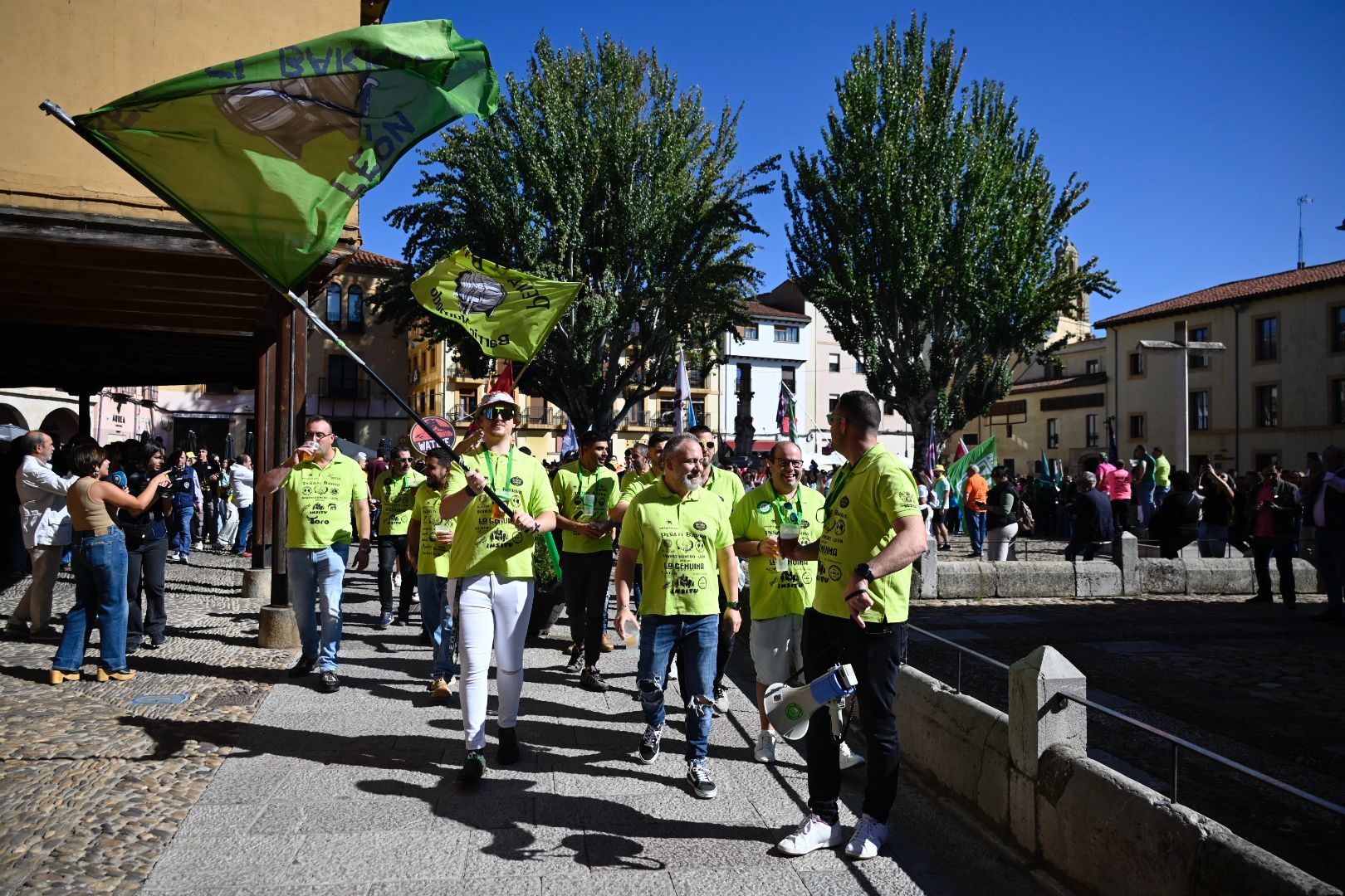 Celebración del Día de las Peñas en León. | SAÚL ARÉN