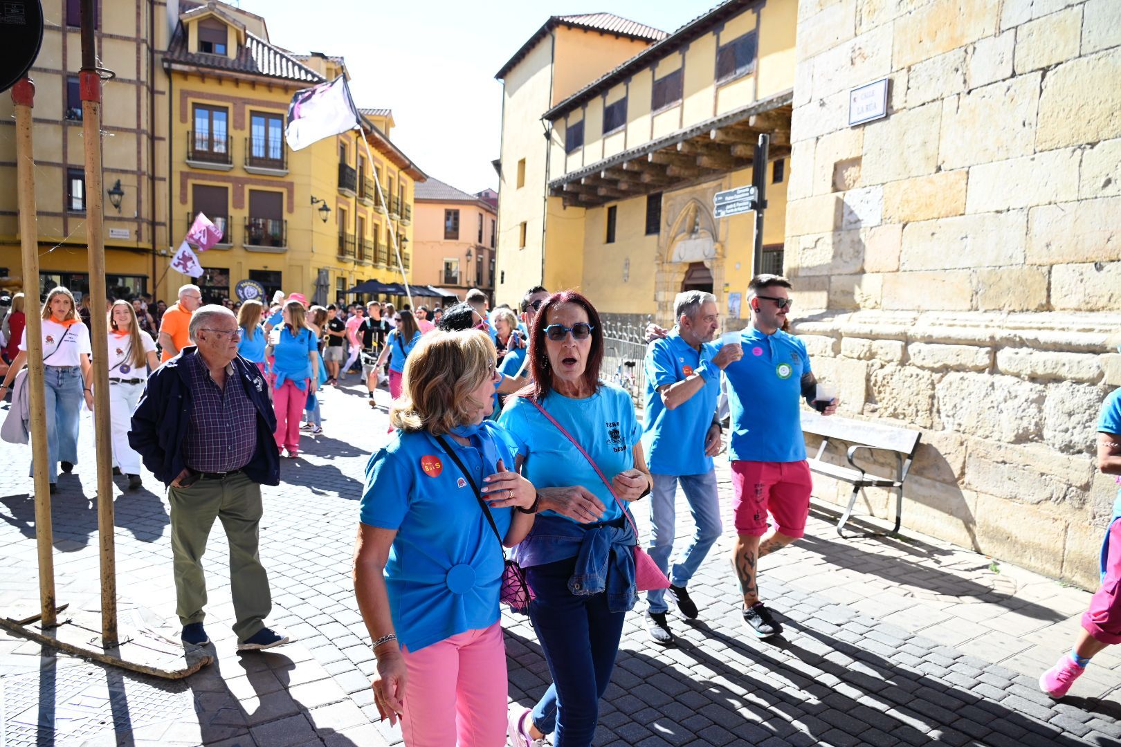 Celebración del Día de las Peñas en León. | SAÚL ARÉN