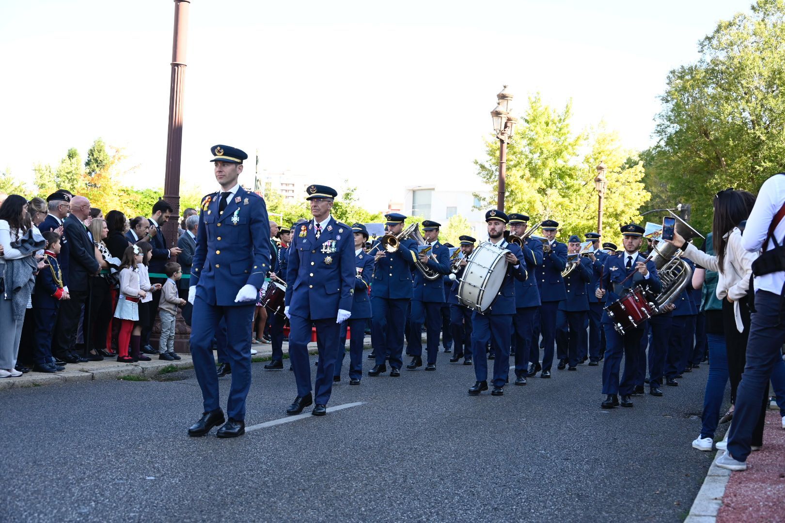 La Guardia Civil de León rinde honores a su patrona. | SAÚL ARÉN