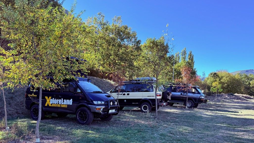 Imagen de varias Camper Mitsubishi L300 y Spacegear 4x4 presentes en la concentración. | L.N.C.