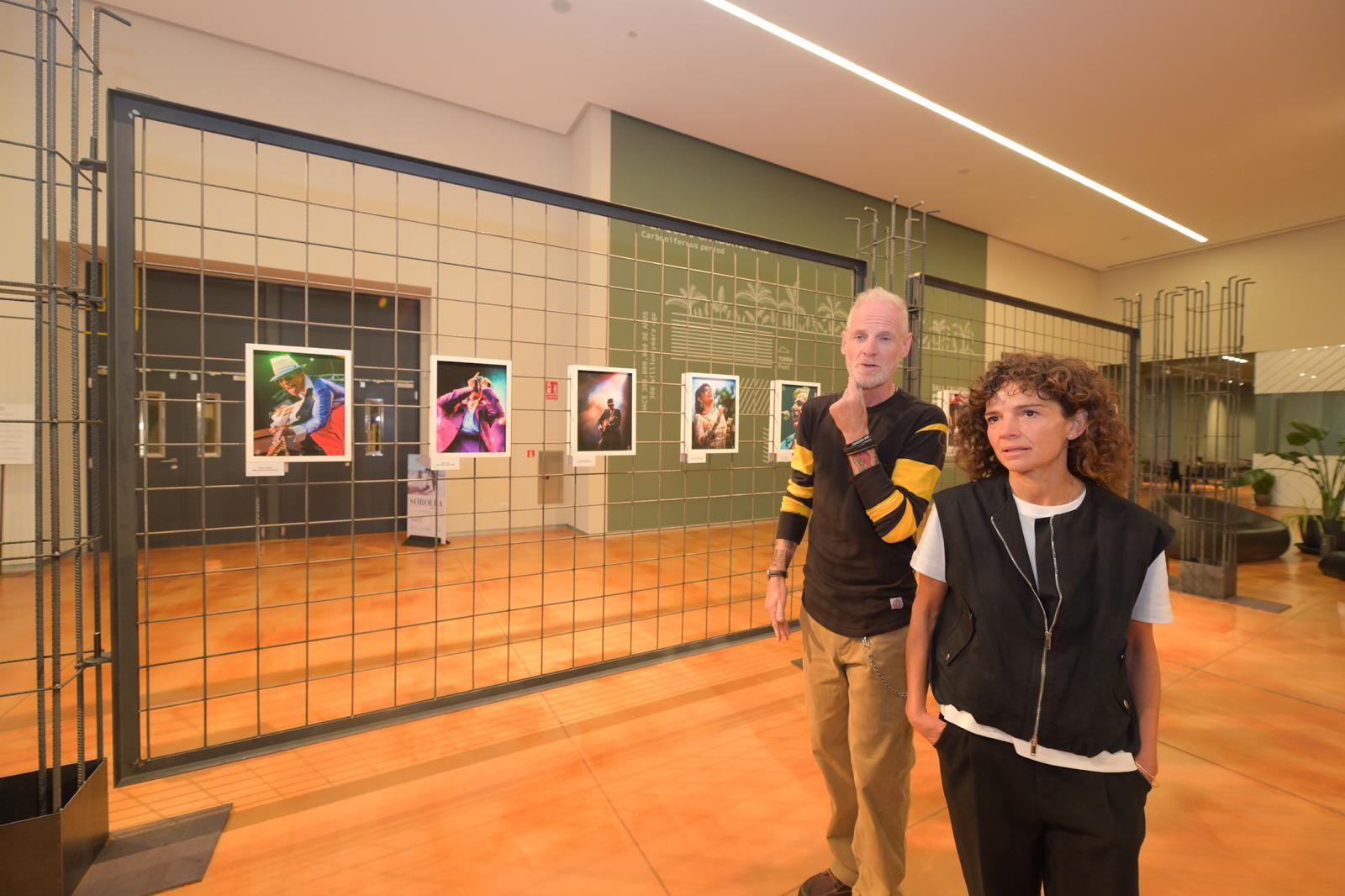 El responsable de Ritmo y Blues Eventos, Jorge Otero, y la directora de museos de Ciuden, Concepción Fernández. | L.N.C.