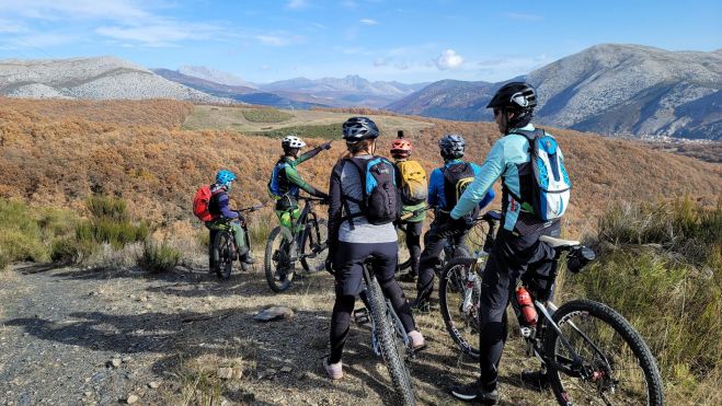 Las minas del rey Bárbol, en la ruta de Valdehaya. TAMARIA BTT