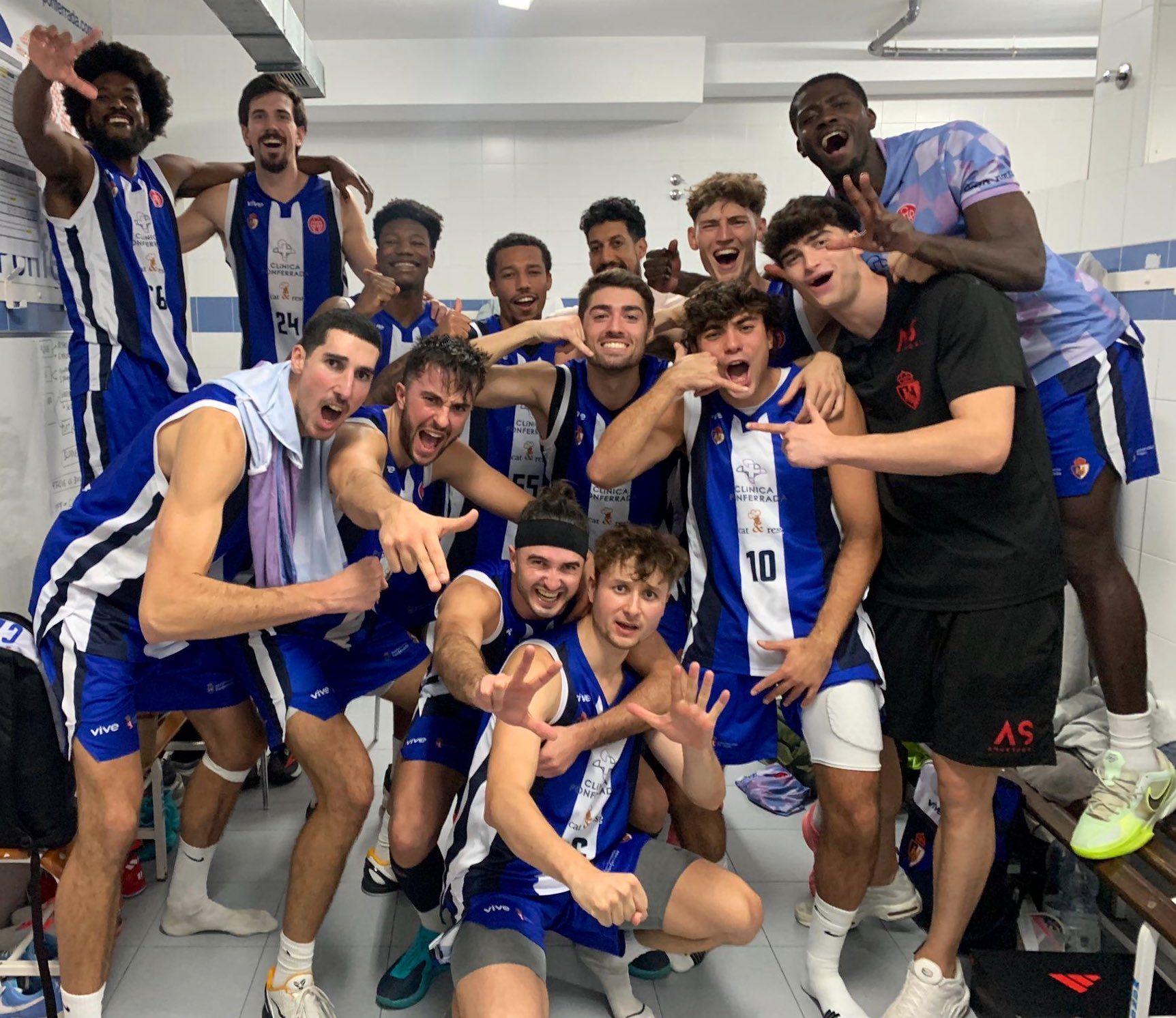 Ponferrada logró su segunda victoria consecutiva en el Lydia Valentín con una remontada para el recuerdo. CPSDP