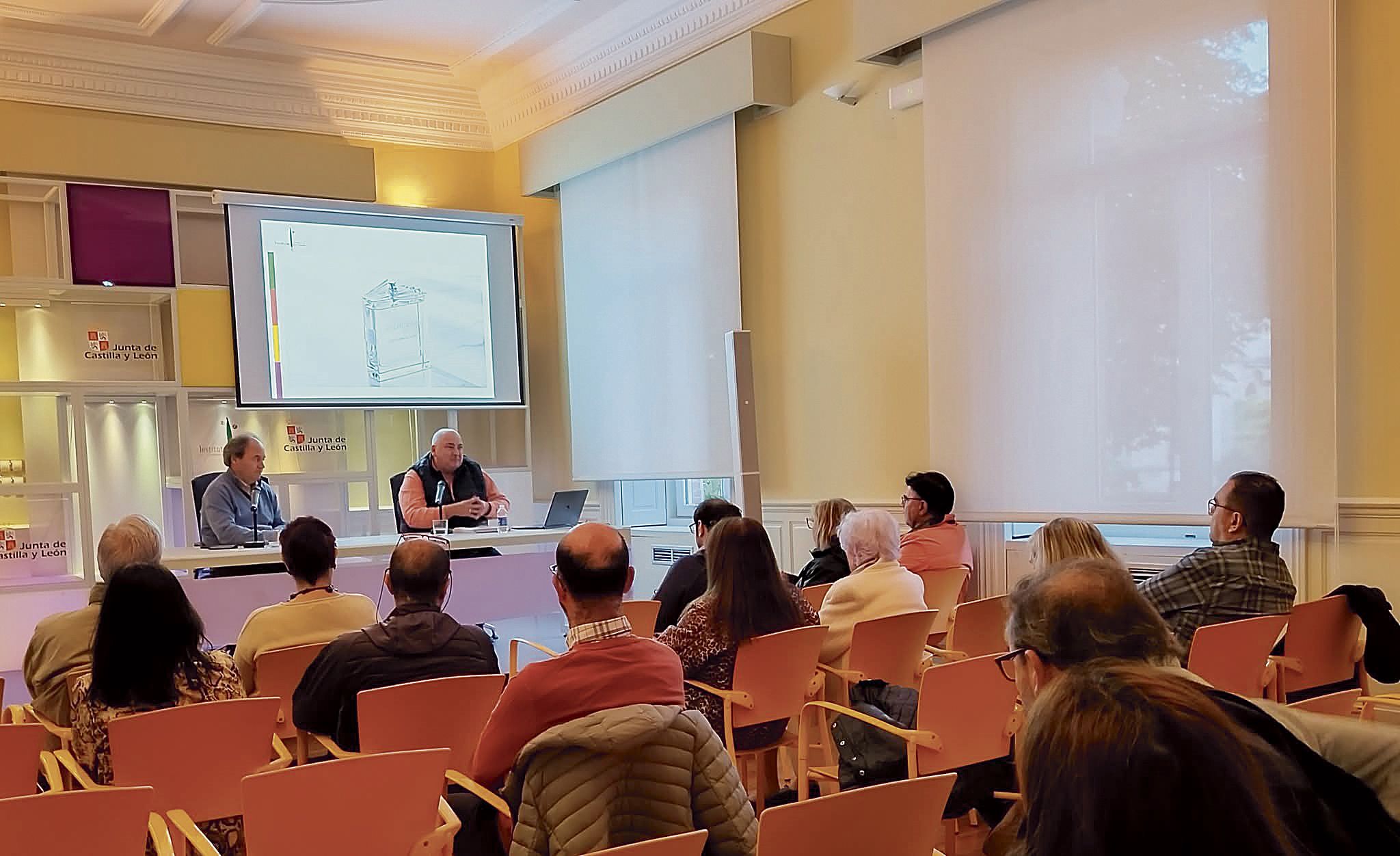 Una de las charlas de José Ignacio García | L.N.C.