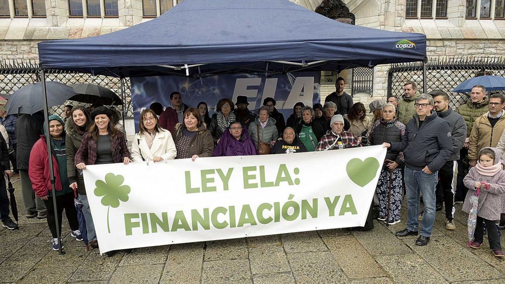 Imagen de una de las protestas convocadas en León para exigir que se dotara de presupuesto a la Ley ELA | MAURICIO PEÑA