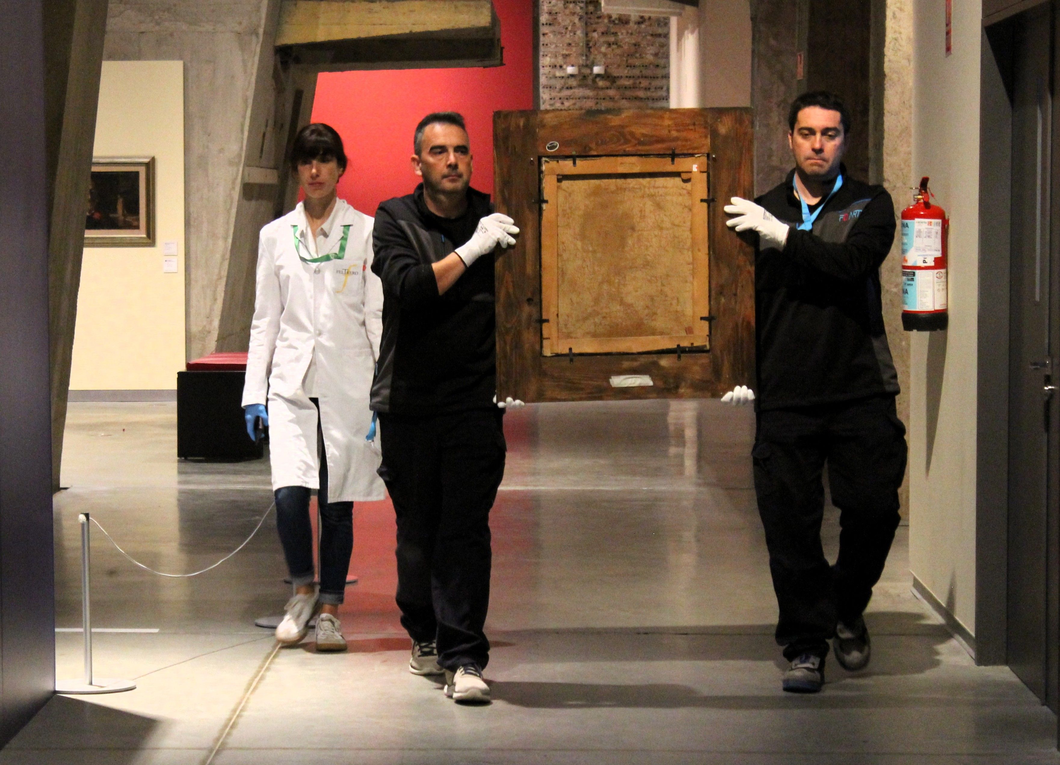 Desmontaje de la exposición de Sorolla en Ponferrada. Desmontaje de la exposición de Sorolla en Ponferrada.