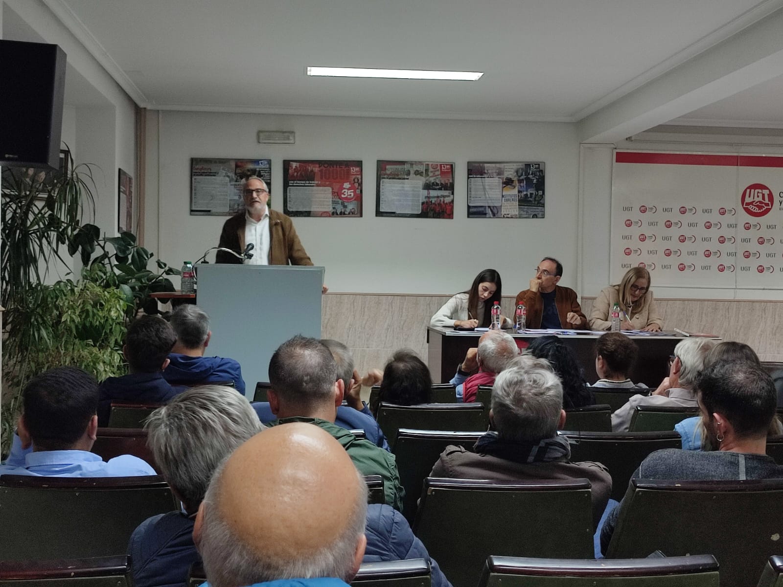Asamblea del PSOE de Ponferrada.