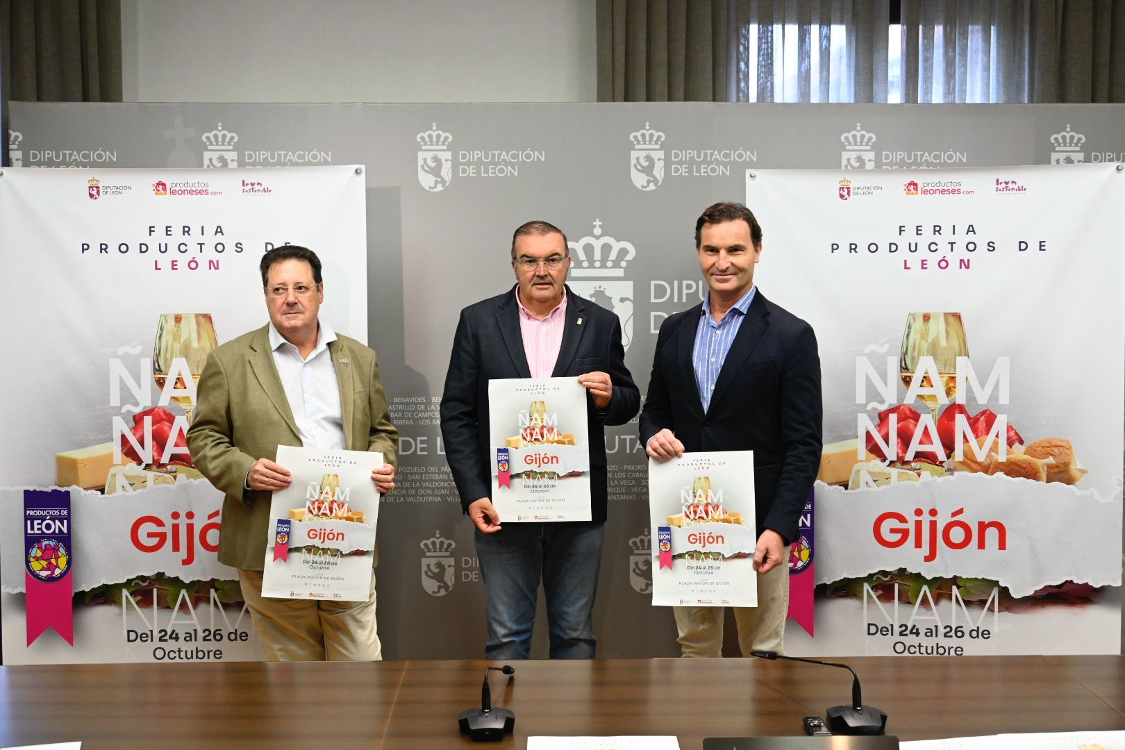 Roberto Aller, vicepresidente de la Diputación de León, presenta la Feria de los Productos de León| SAÚL ARÉN