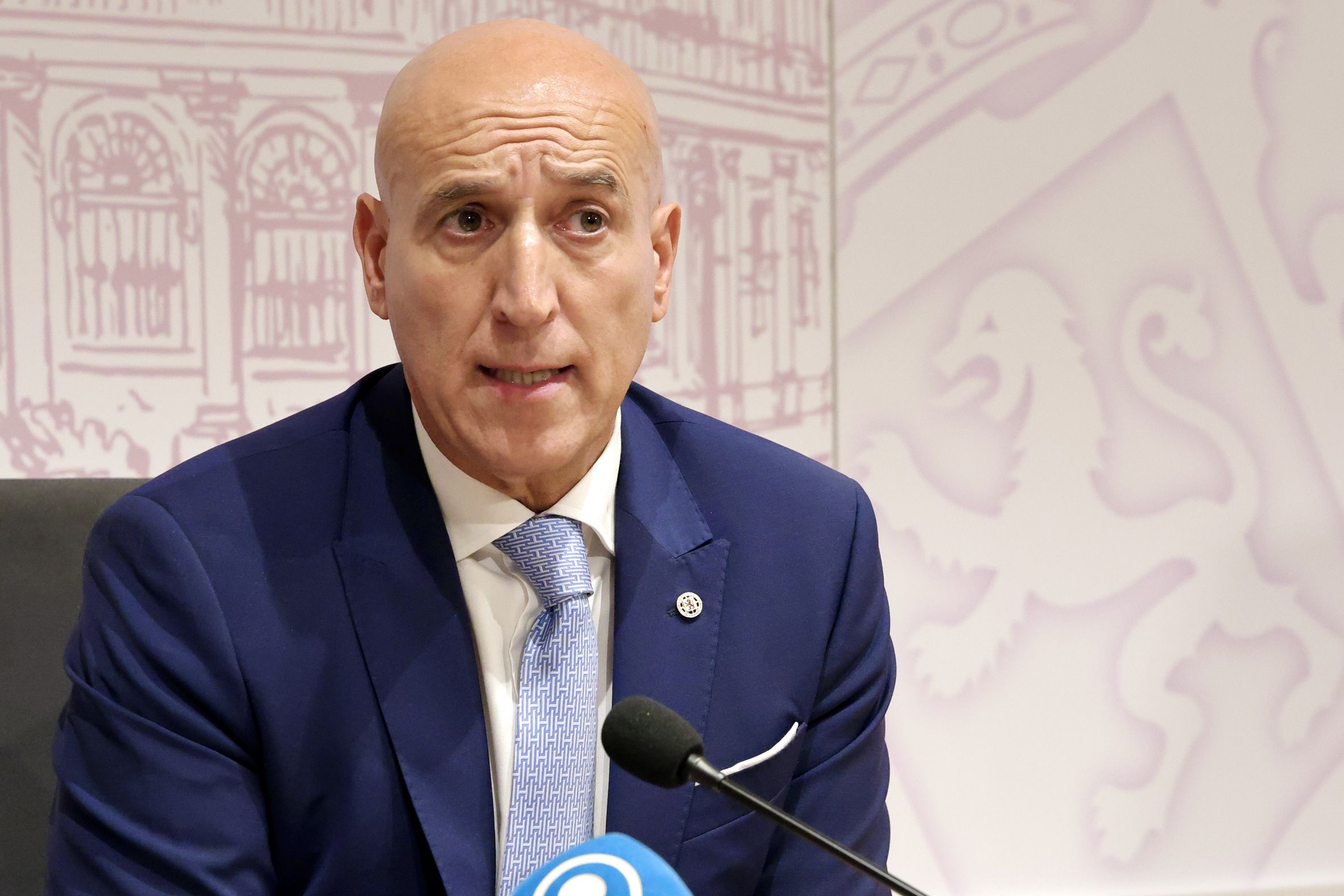 El alcalde de León, José Antonio Diez, durante una comparecencia. | CAMPILLO (ICAL)