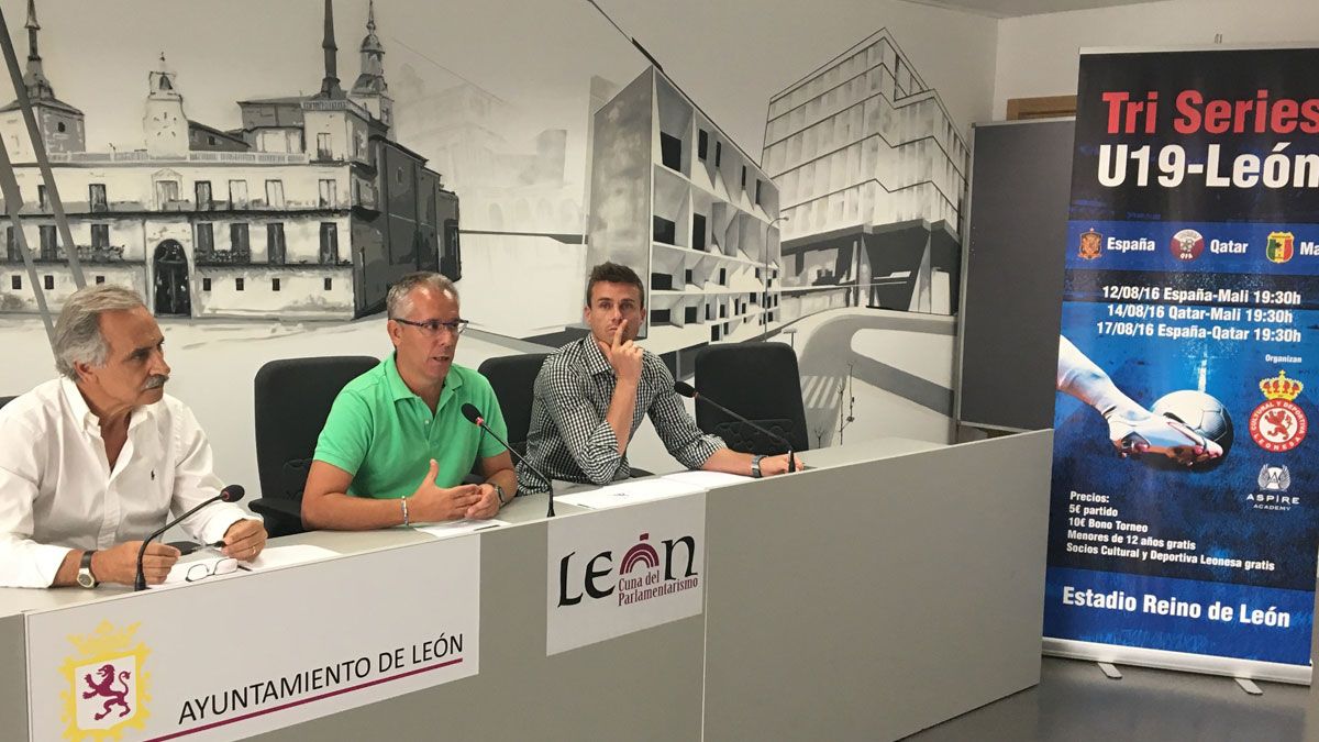 El Ayuntamiento de León acogió la presentación del torneo. | L.N.C.