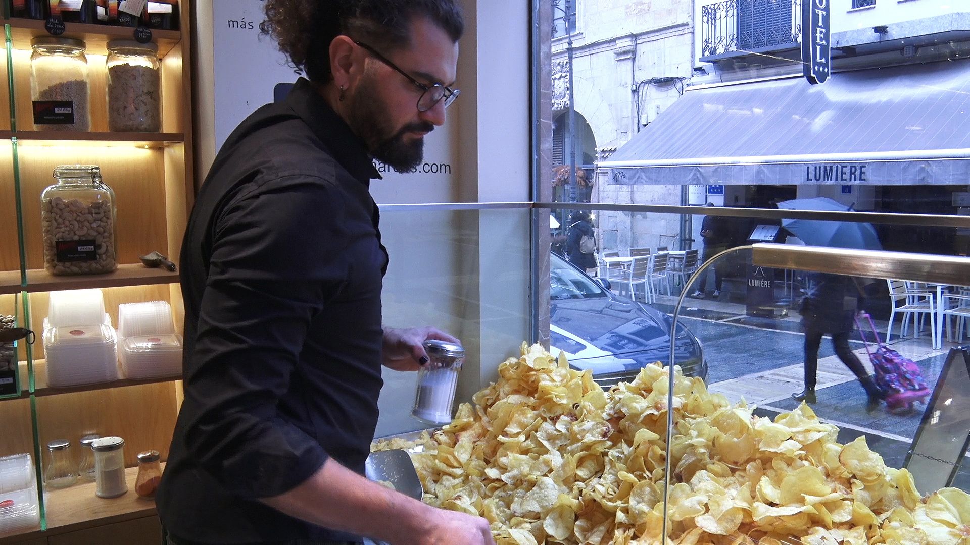 Patatas Marcos: Aperitivos que se quedan en la memoria | LAURA PASTORIZA