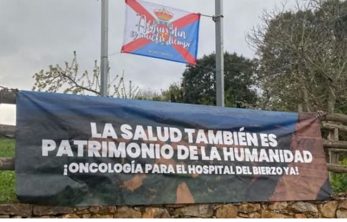 Pancarta colocada en el entorno de Médulas.