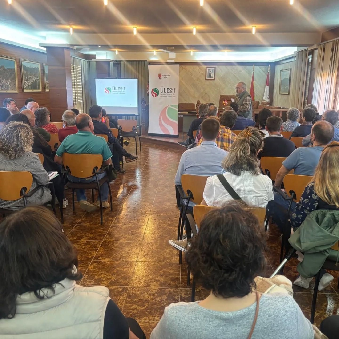Imagen de archivo de la reunión de trabajo celebrada en Boca de Huérgano. LNC