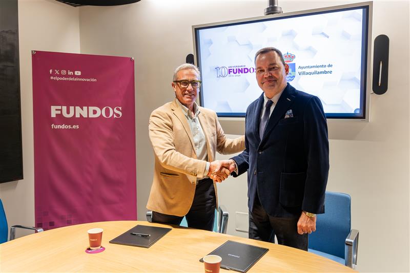 Firma del acuerdo entre Fundos y el Ayuntamiento de Villaquilambre. | L.N.C.