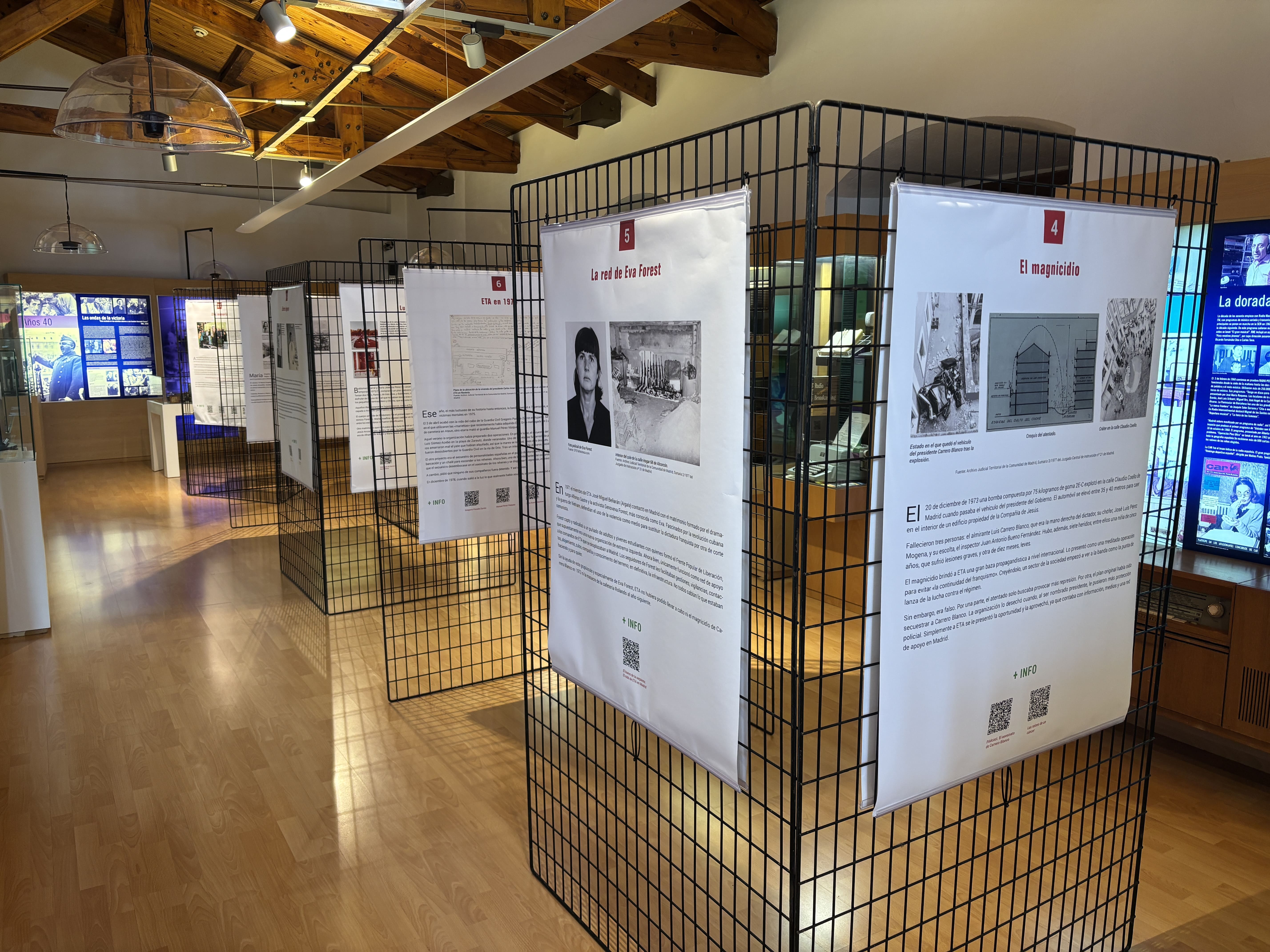 Exposición que se puede visitar en el Museo de la Radio de Ponferrada. | JAVIER FERNÁNDEZ