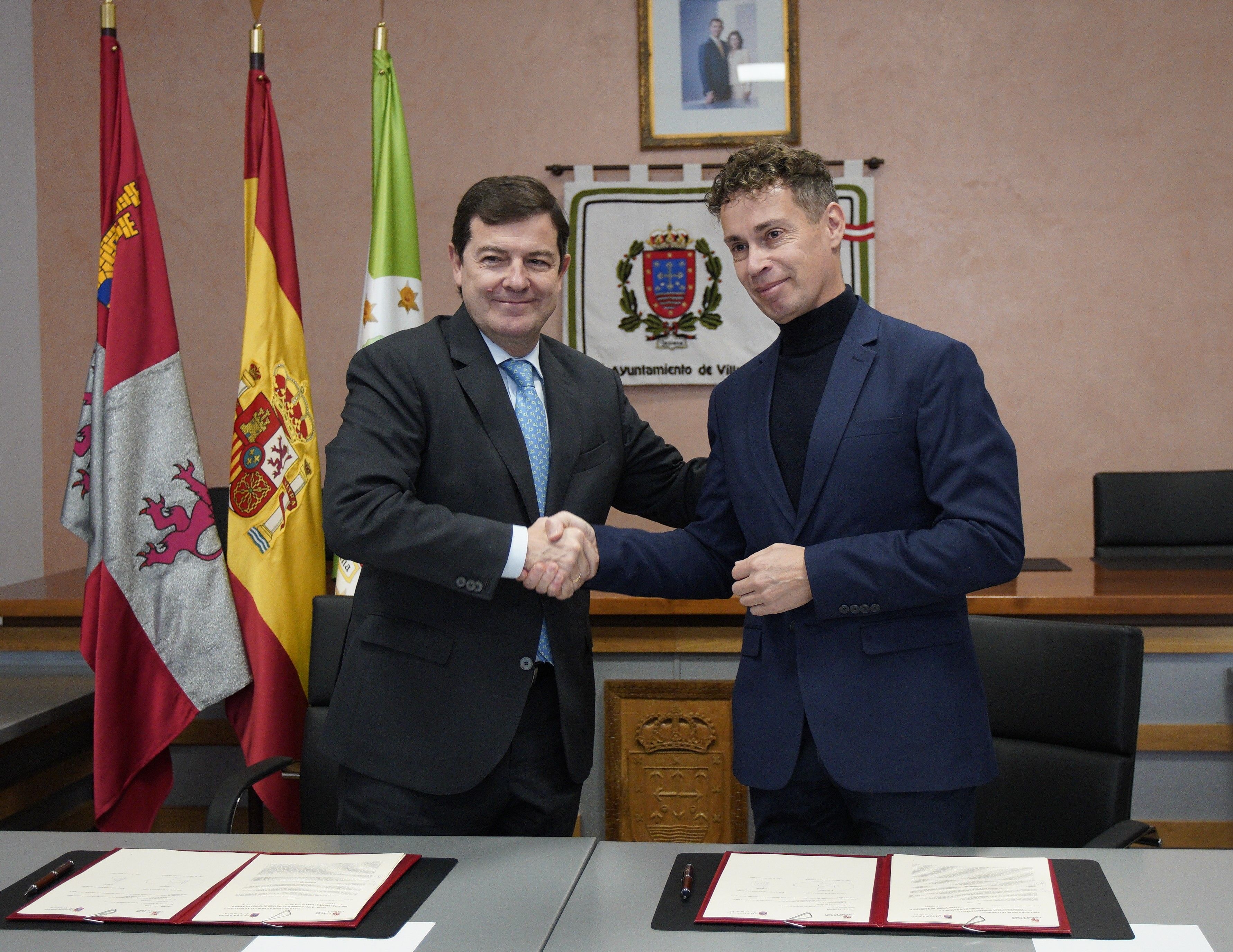 Firma del protocolo con Villablino.| ICAL