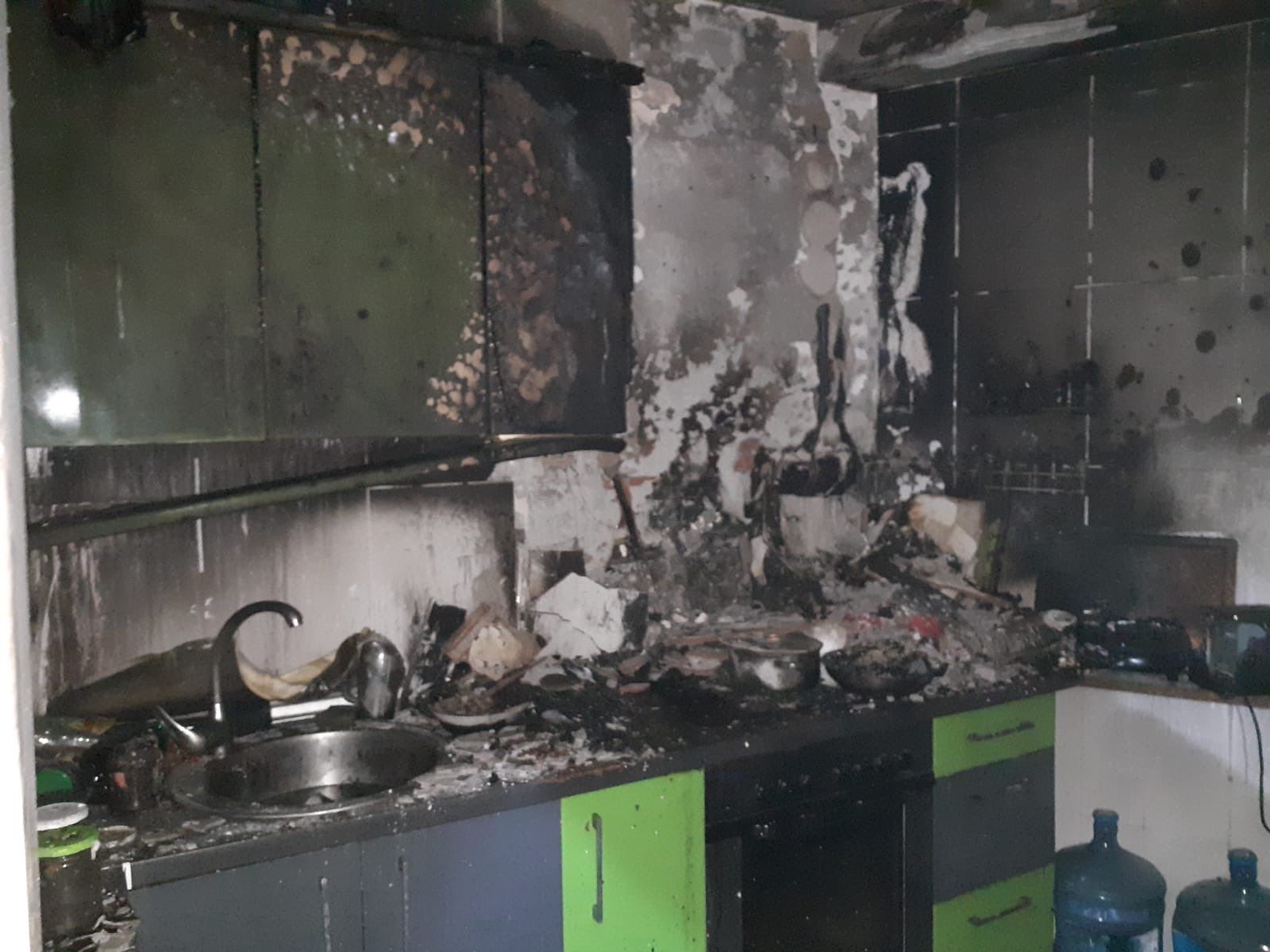 Incendio en una casa en Astorga. | DIPUTACIÓN DE LEÓN Incendio en una casa en Astorga. | DIPUTACIÓN DE LEÓN