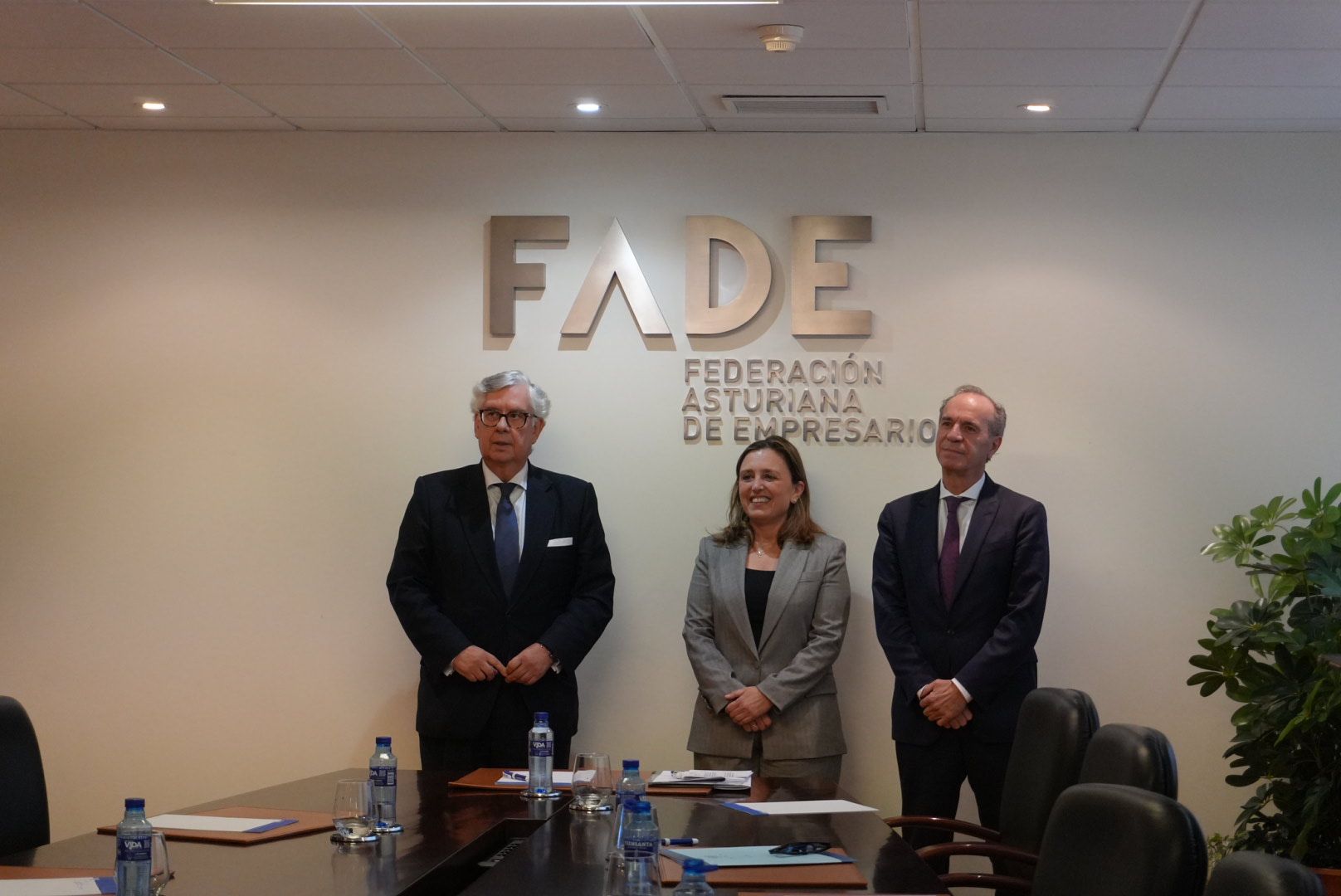 Reunión en Oviedo de los empresarios gallegos, asturianos y leoneses.