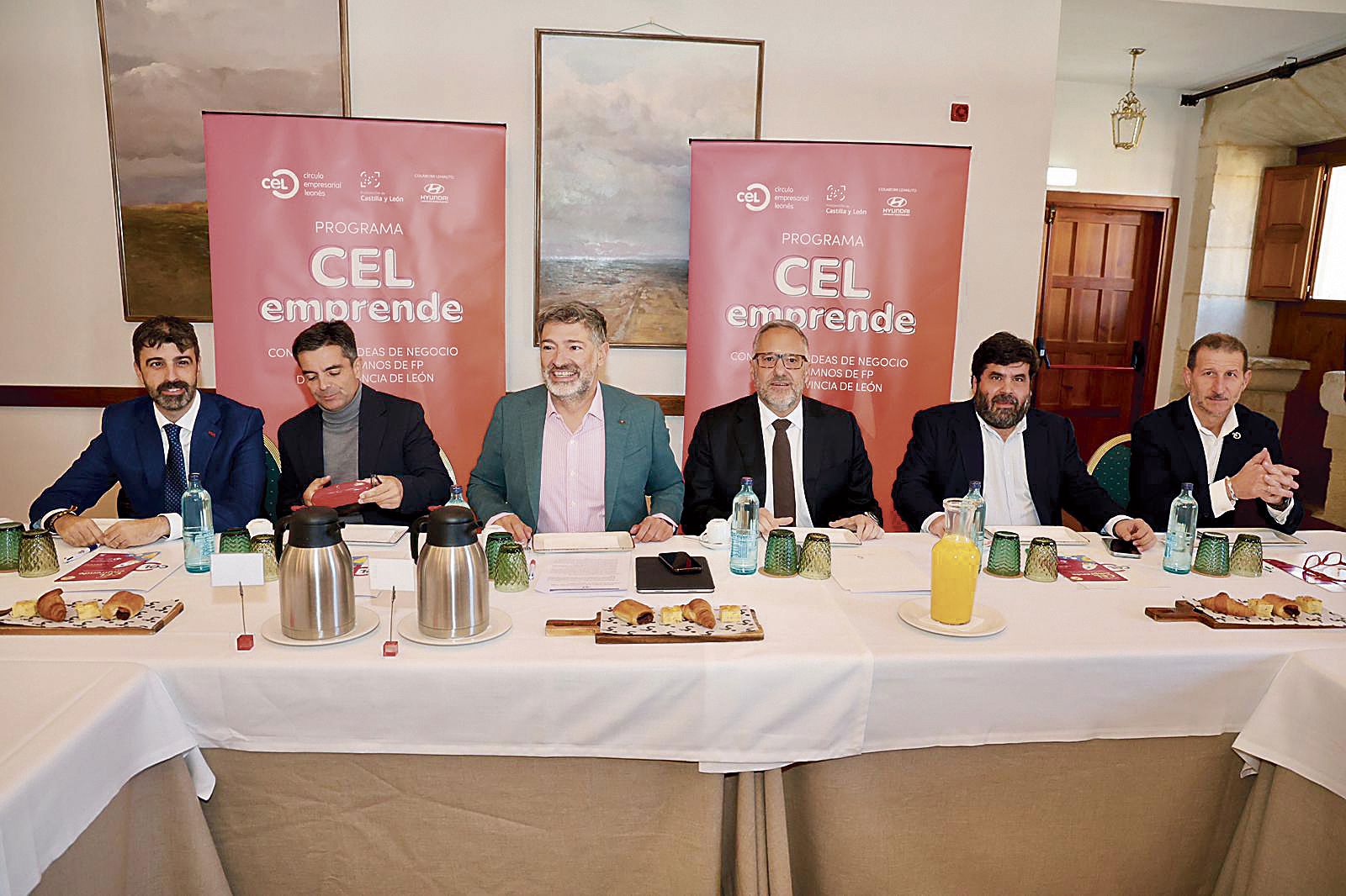 Un instante de la presentación de la tercera edición del programa ‘CEL Emprende’ | L.N.C.