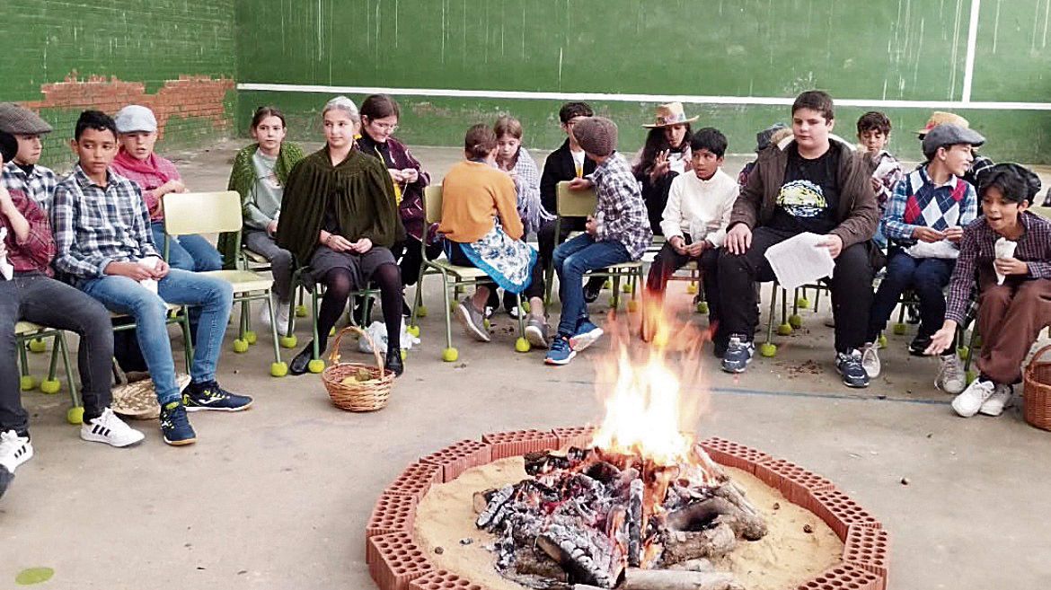 Magosto y filandón en el colegio de Sahagún. | L.N.C.
