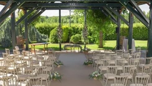 Intalaciones perfectas para un enlace único. LA CENIA (1) Intalaciones perfectas para un enlace único. LA CENIA (1)