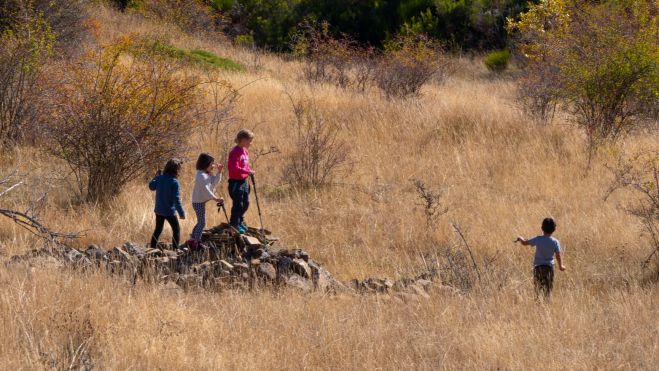 Jugando en el Canto de la Perdiz. | VICENTE GARCÍA