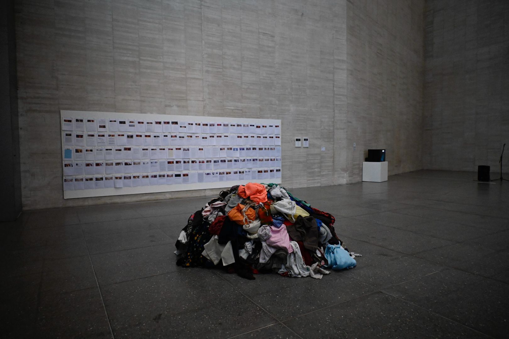 Exposición de Yoko Ono en el Musac. | SAÚL ARÉN