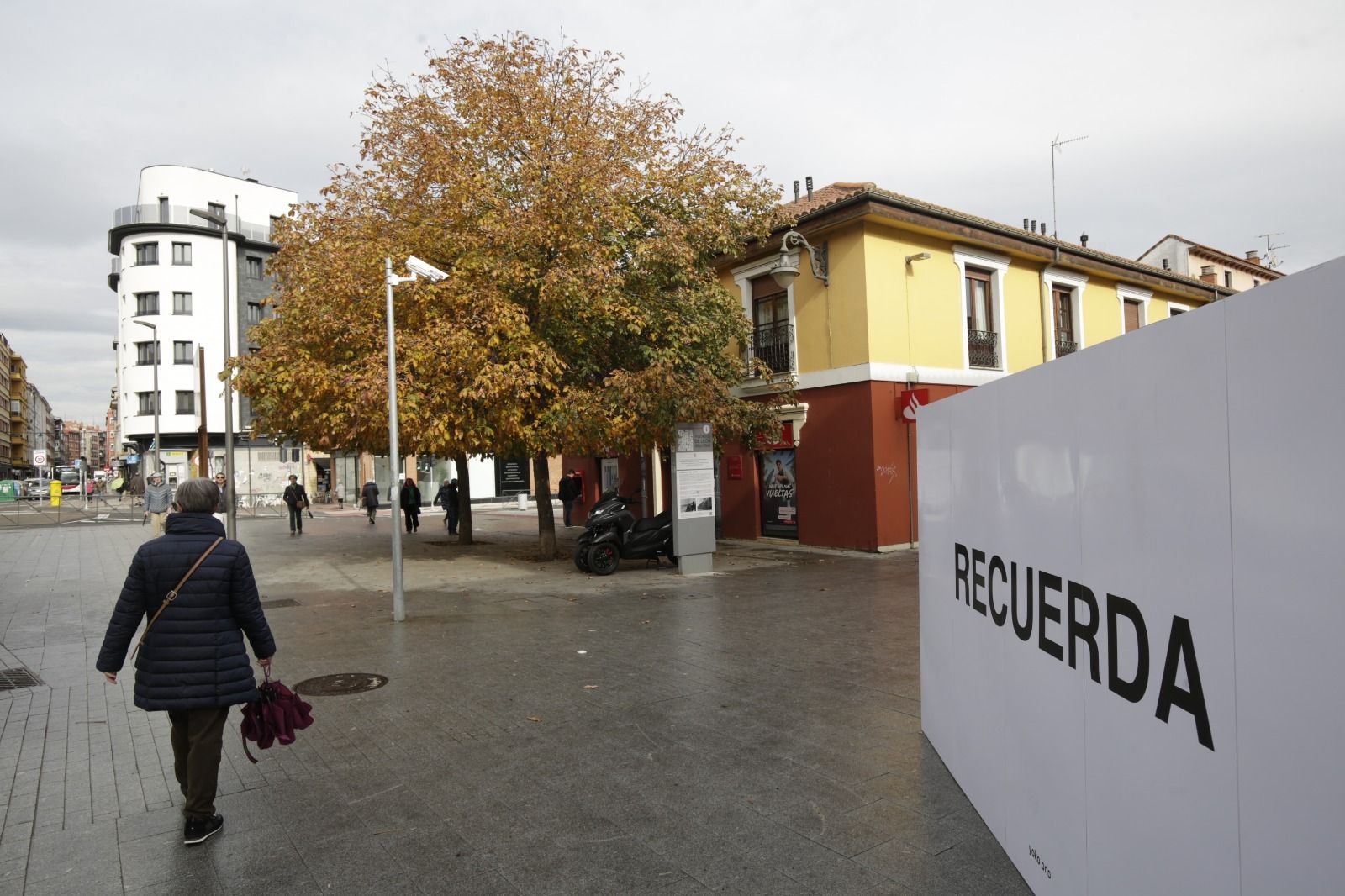 La exposición de Yoko Ono se extiende por León. | FERNANDO OTERO