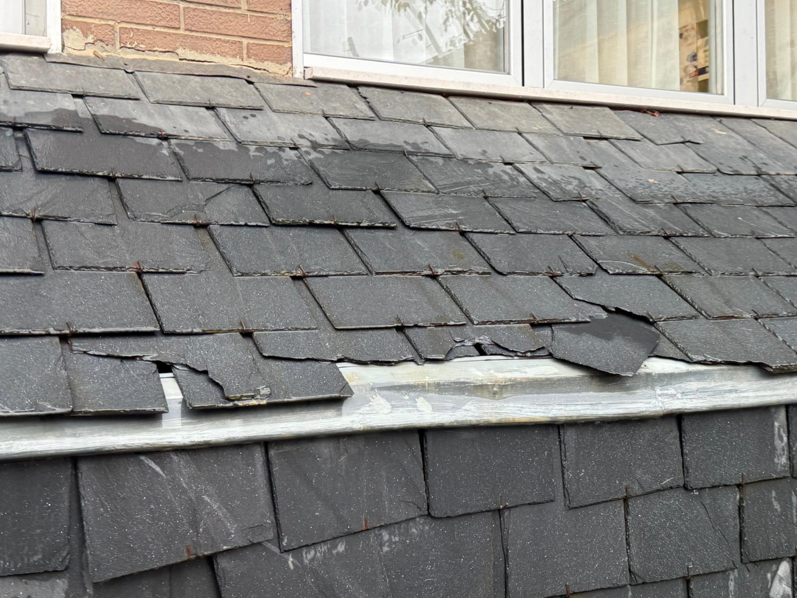 Denuncian el grave deterioro del Centro de Salud de Cistierna 