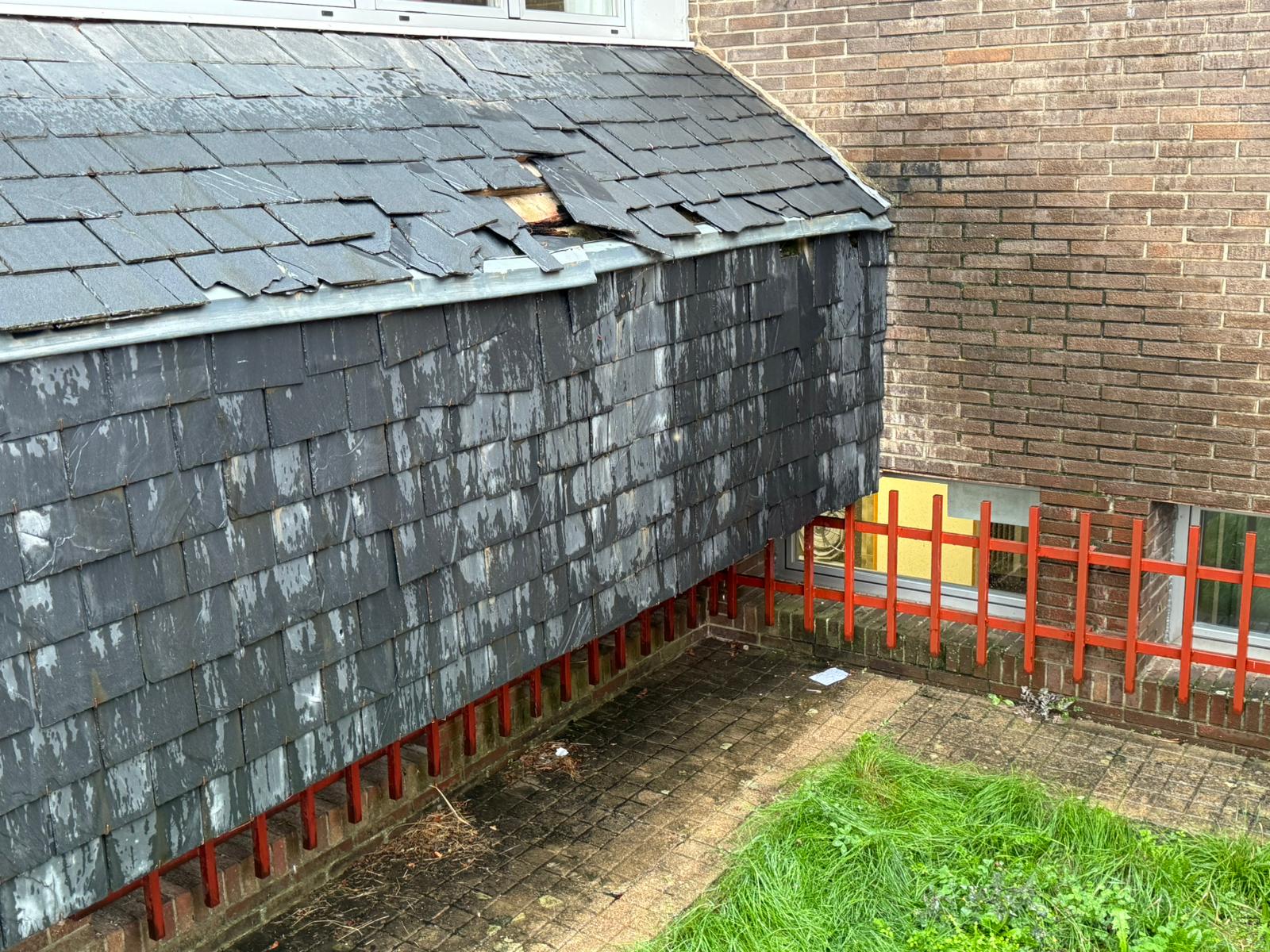 Denuncian el grave deterioro del Centro de Salud de Cistierna 