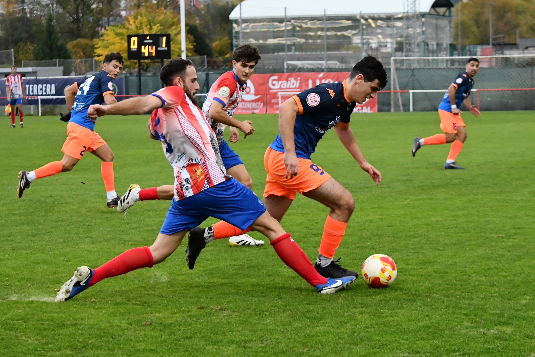 El Bembibre cayó en casa por goleada ante un Tordesillas muy superior. @HENARGAR