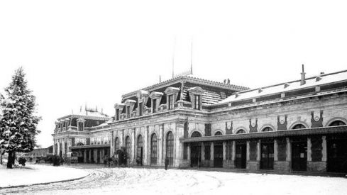 Estación de FF.CC. de Burgos (1902). Estación de FF.CC. de Burgos (1902).